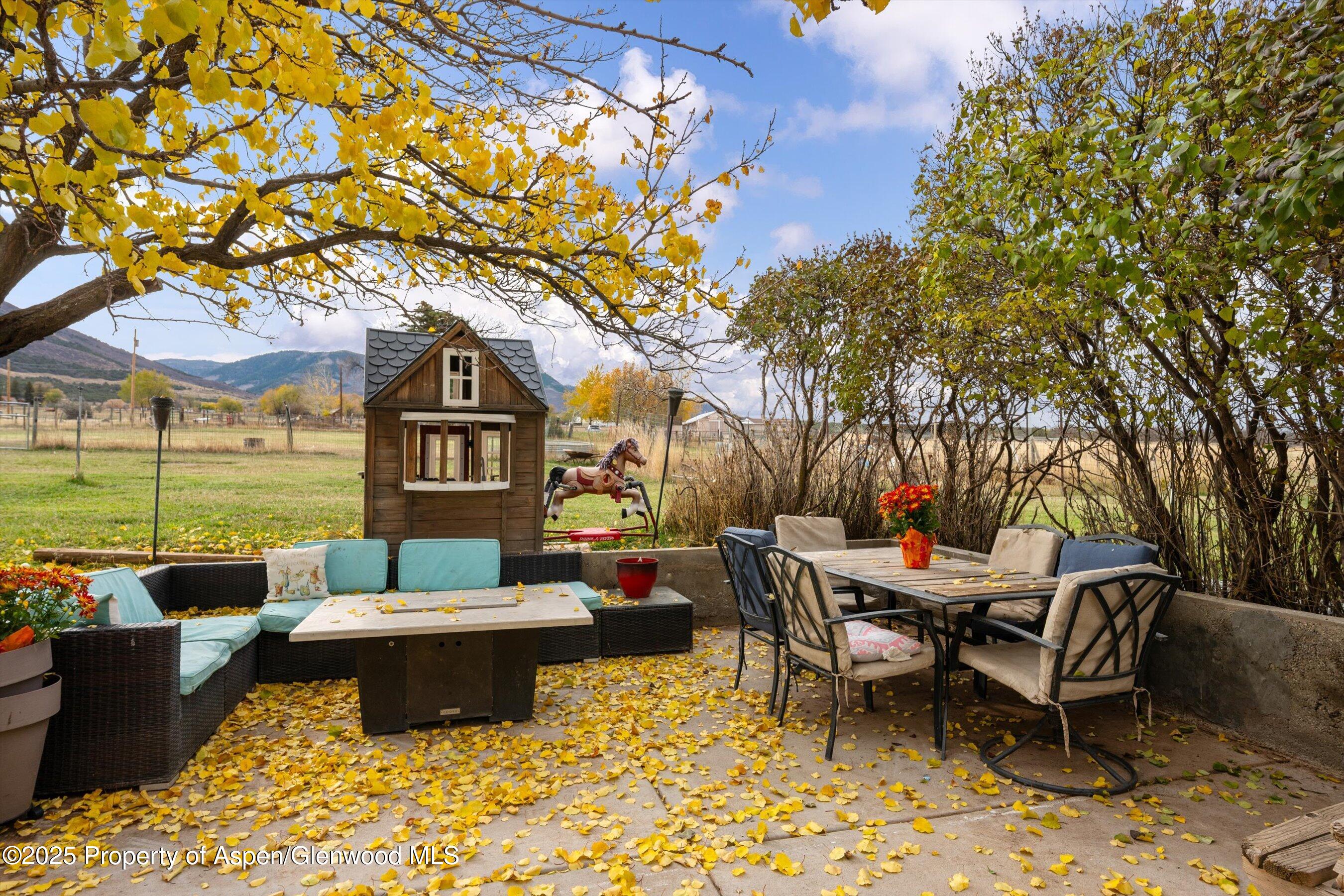 Parachute, Colorado 81635, United States, 4 Bedrooms Bedrooms, ,4 BathroomsBathrooms,Residential,Active,240296