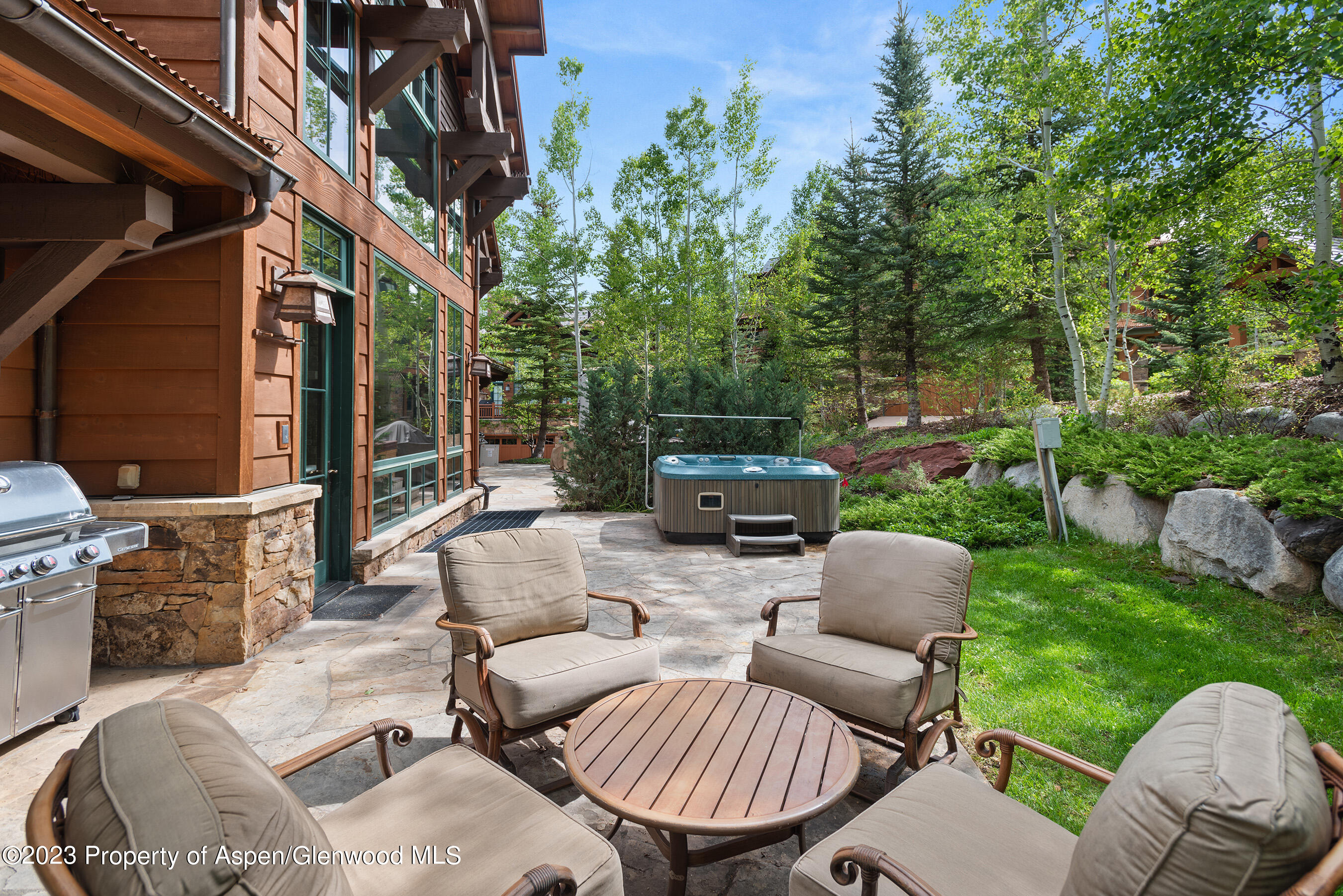 Aspen, Colorado 81611, United States, 4 Bedrooms Bedrooms, ,5 BathroomsBathrooms,Residential,Active,75564