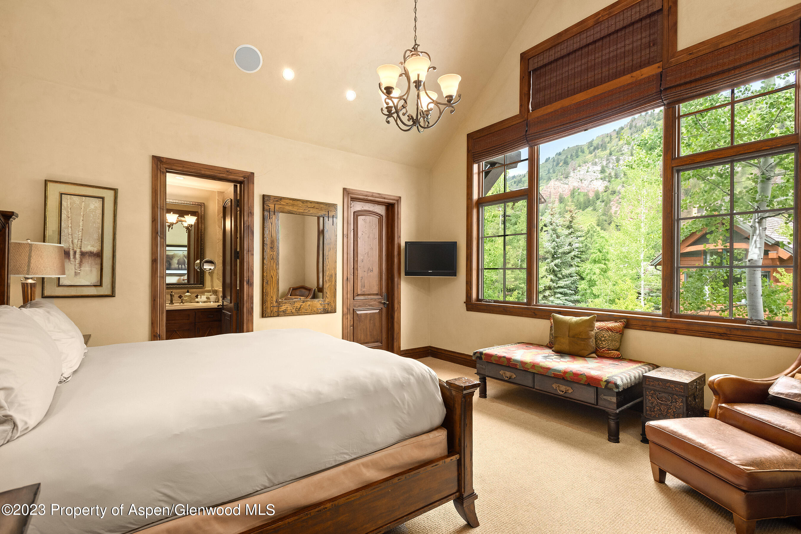 Aspen, Colorado 81611, United States, 4 Bedrooms Bedrooms, ,5 BathroomsBathrooms,Residential,Active,75564