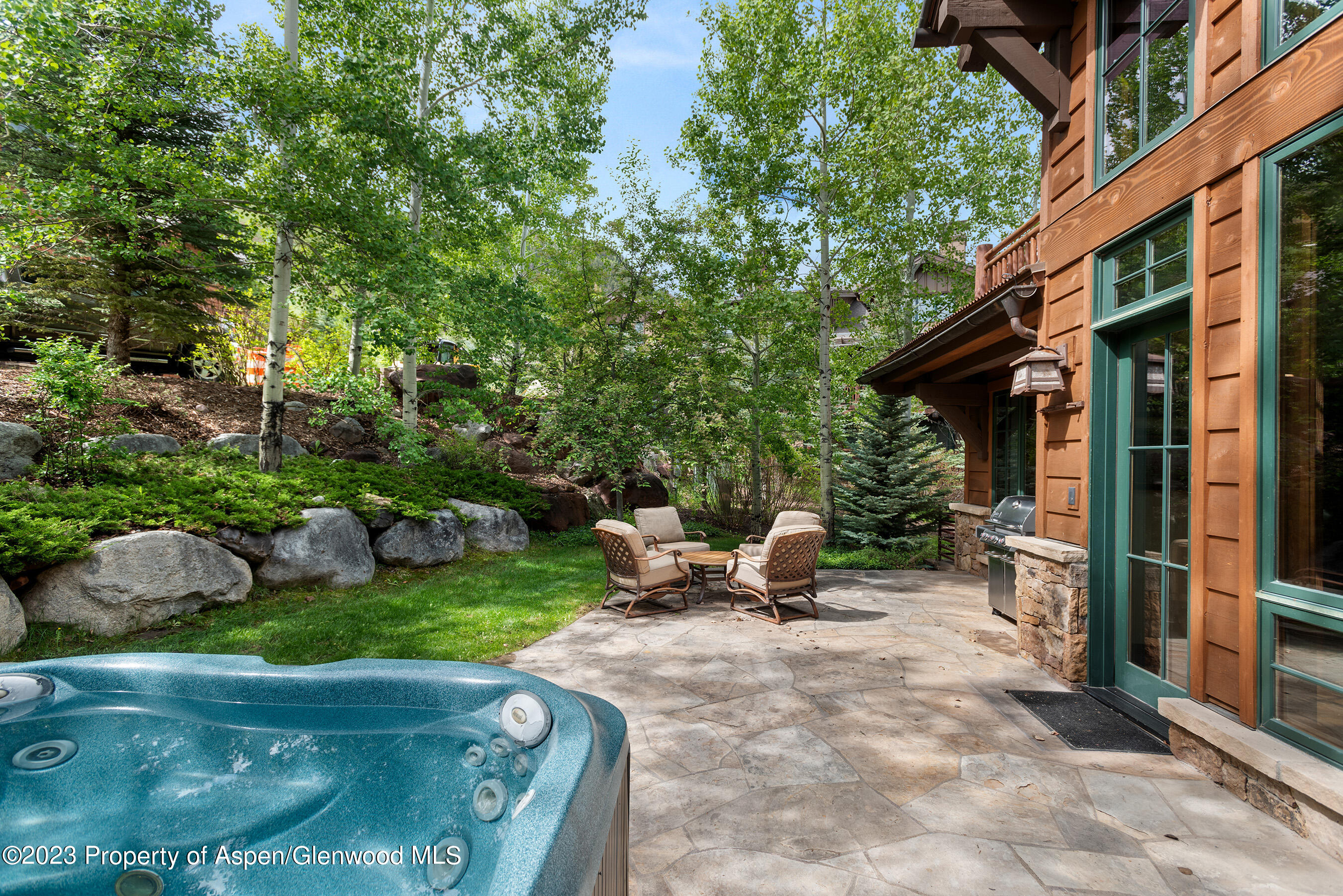 Aspen, Colorado 81611, United States, 4 Bedrooms Bedrooms, ,5 BathroomsBathrooms,Residential,Active,75564