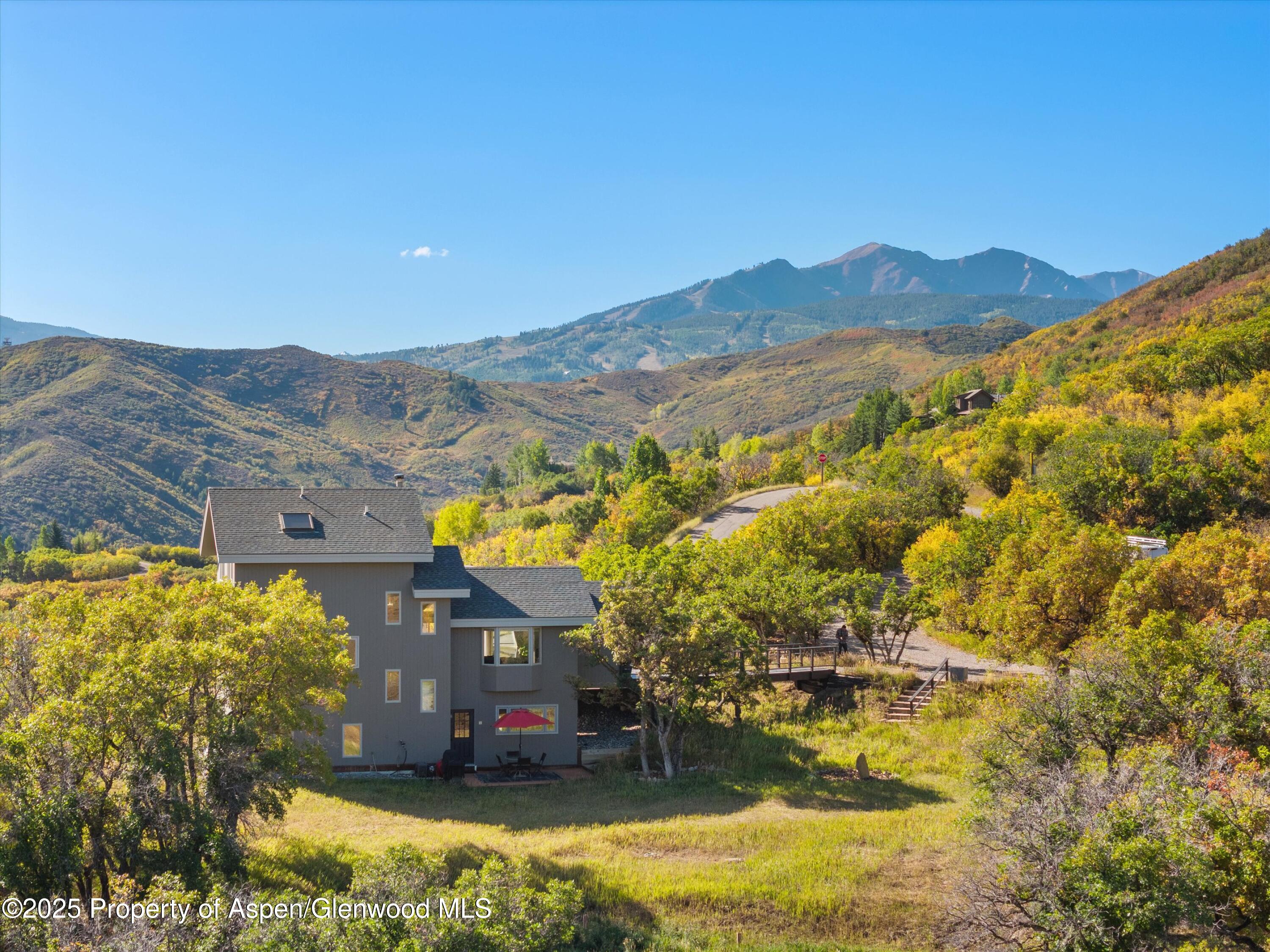 Aspen, Colorado 81611, United States, 4 Bedrooms Bedrooms, ,3 BathroomsBathrooms,Residential,Active,207493