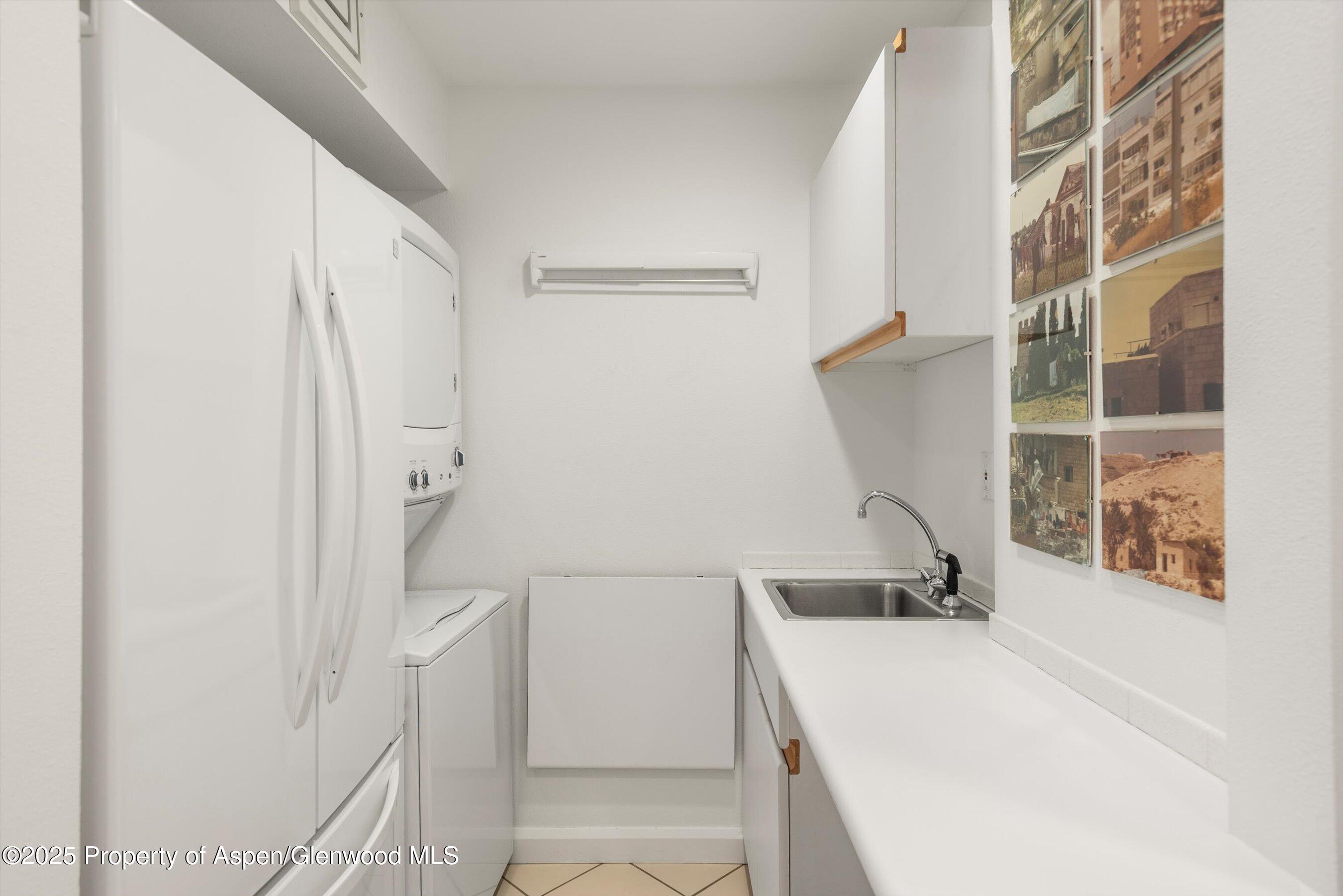 Aspen, Colorado 81611, United States, 4 Bedrooms Bedrooms, ,6 BathroomsBathrooms,Residential,Active,72455