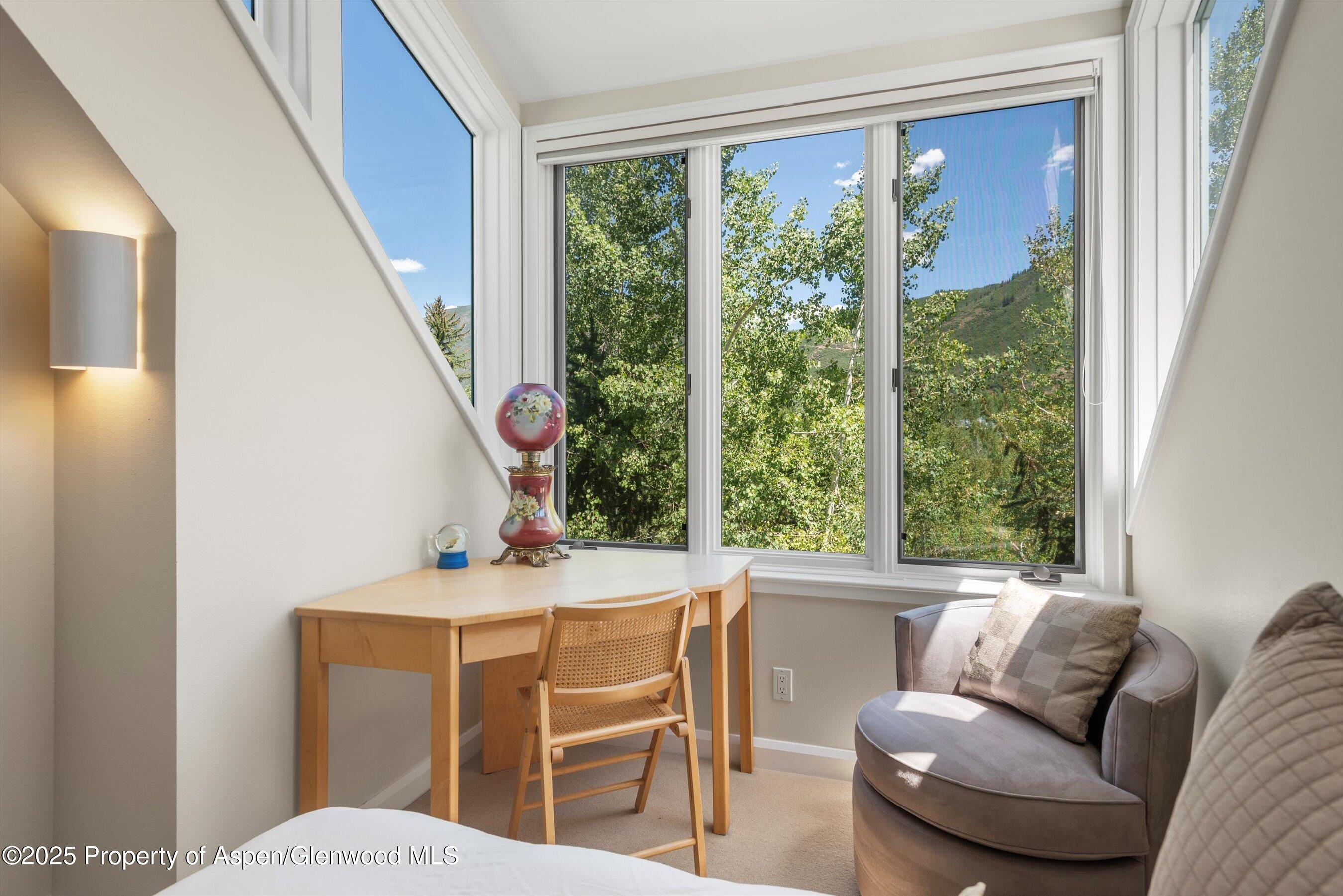 Aspen, Colorado 81611, United States, 4 Bedrooms Bedrooms, ,6 BathroomsBathrooms,Residential,Active,72455