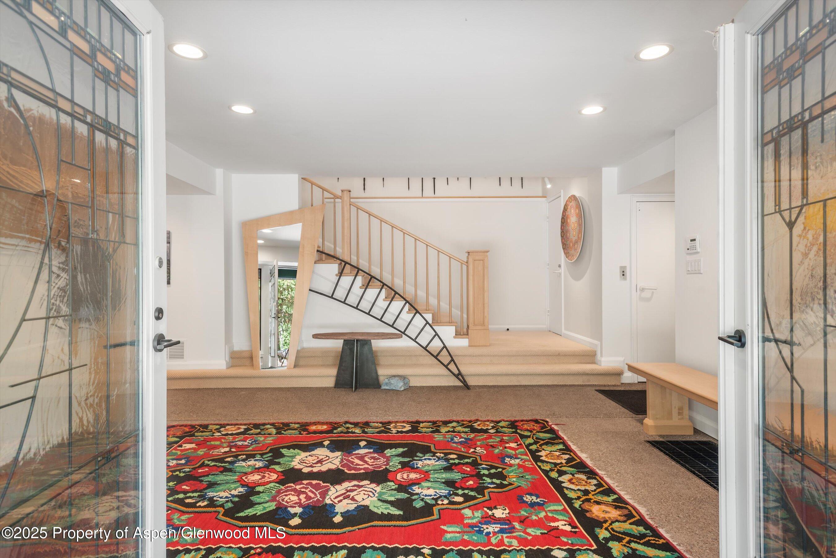 Aspen, Colorado 81611, United States, 4 Bedrooms Bedrooms, ,6 BathroomsBathrooms,Residential,Active,72455