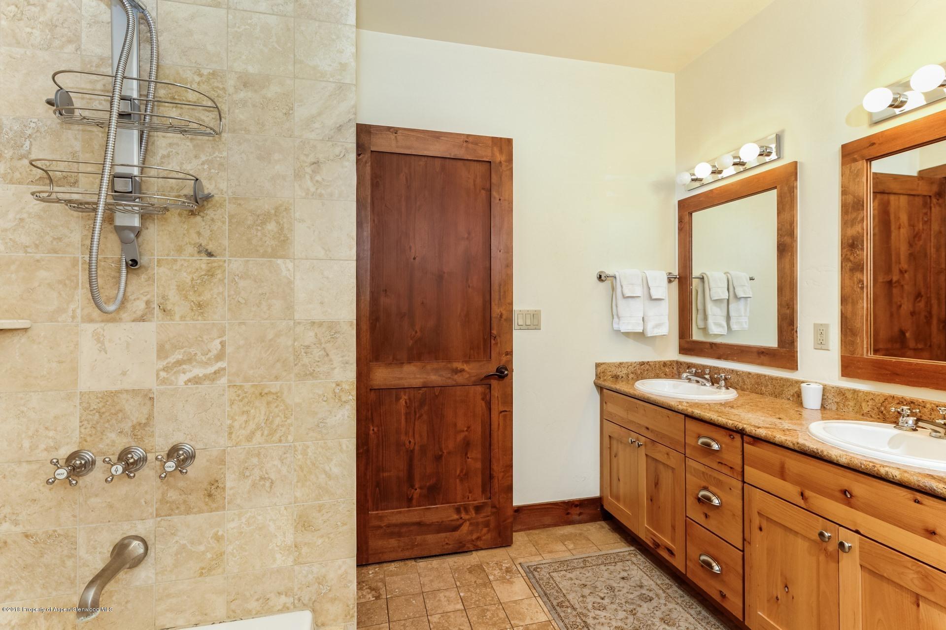 Aspen, Colorado 81611, United States, 1 Bedroom Bedrooms, ,1 BathroomBathrooms,Residential,Active,75562