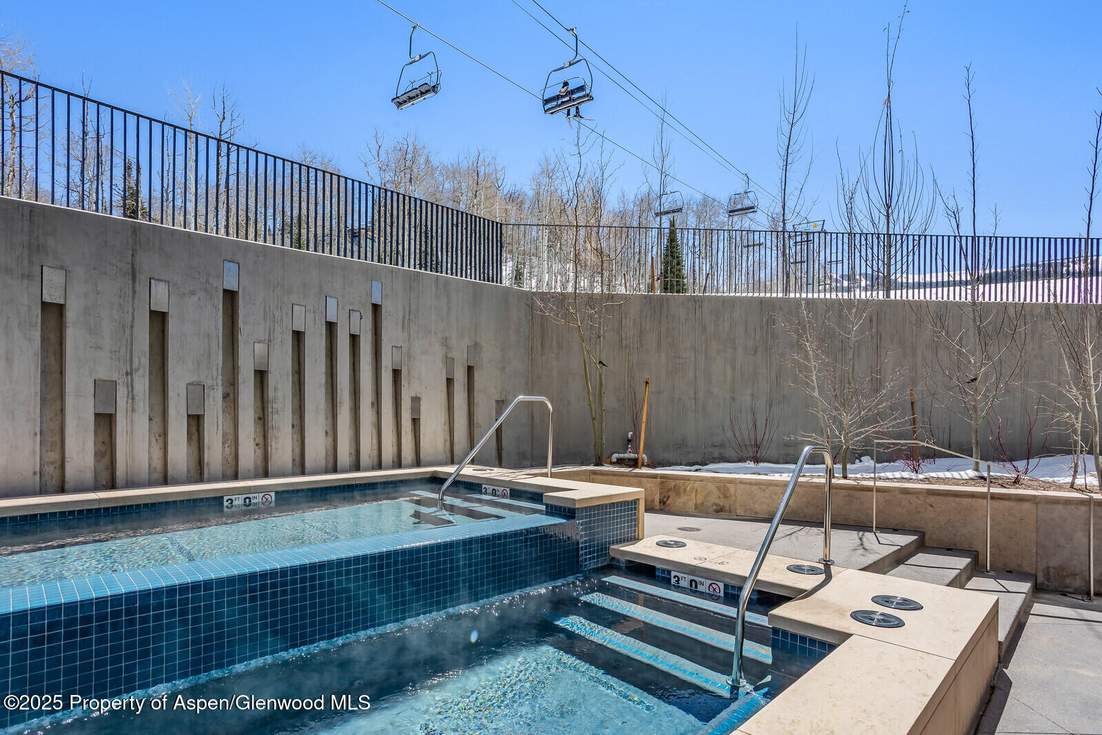 Snowmass Village, Colorado 81615, United States, 4 Bedrooms Bedrooms, ,4 BathroomsBathrooms,Residential,Active,103718