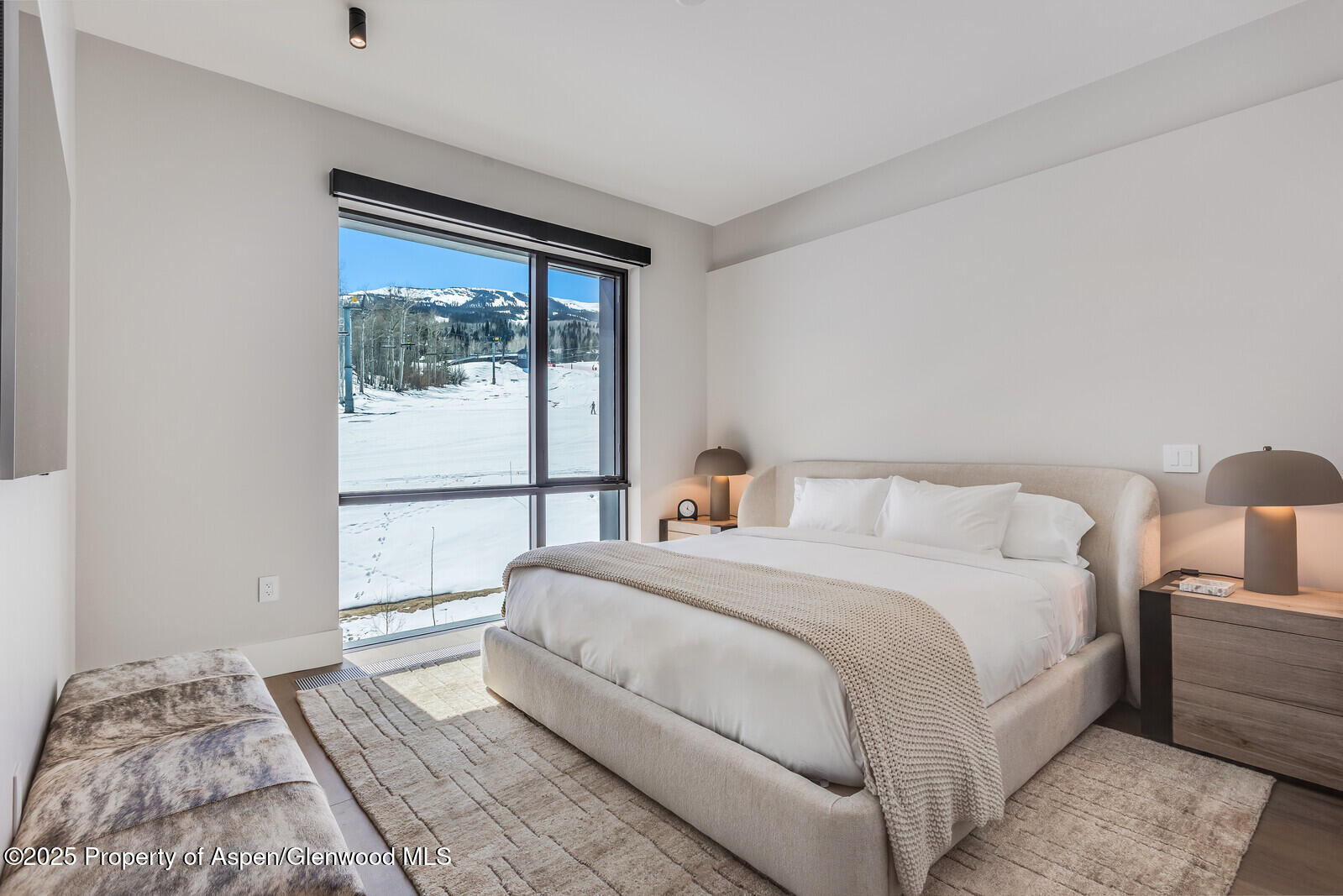 Snowmass Village, Colorado 81615, United States, 4 Bedrooms Bedrooms, ,4 BathroomsBathrooms,Residential,Active,103718