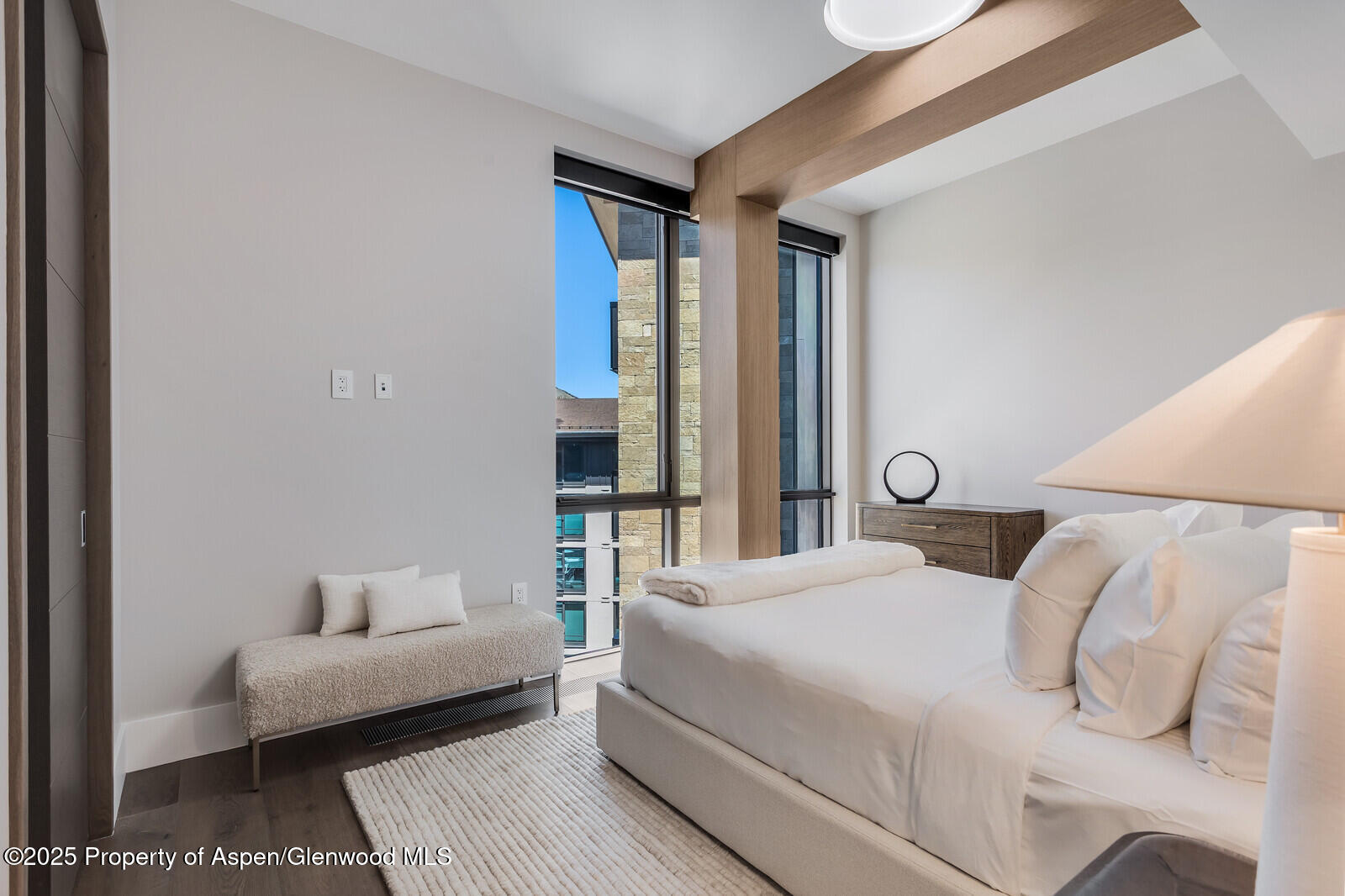 Snowmass Village, Colorado 81615, United States, 4 Bedrooms Bedrooms, ,4 BathroomsBathrooms,Residential,Active,103718