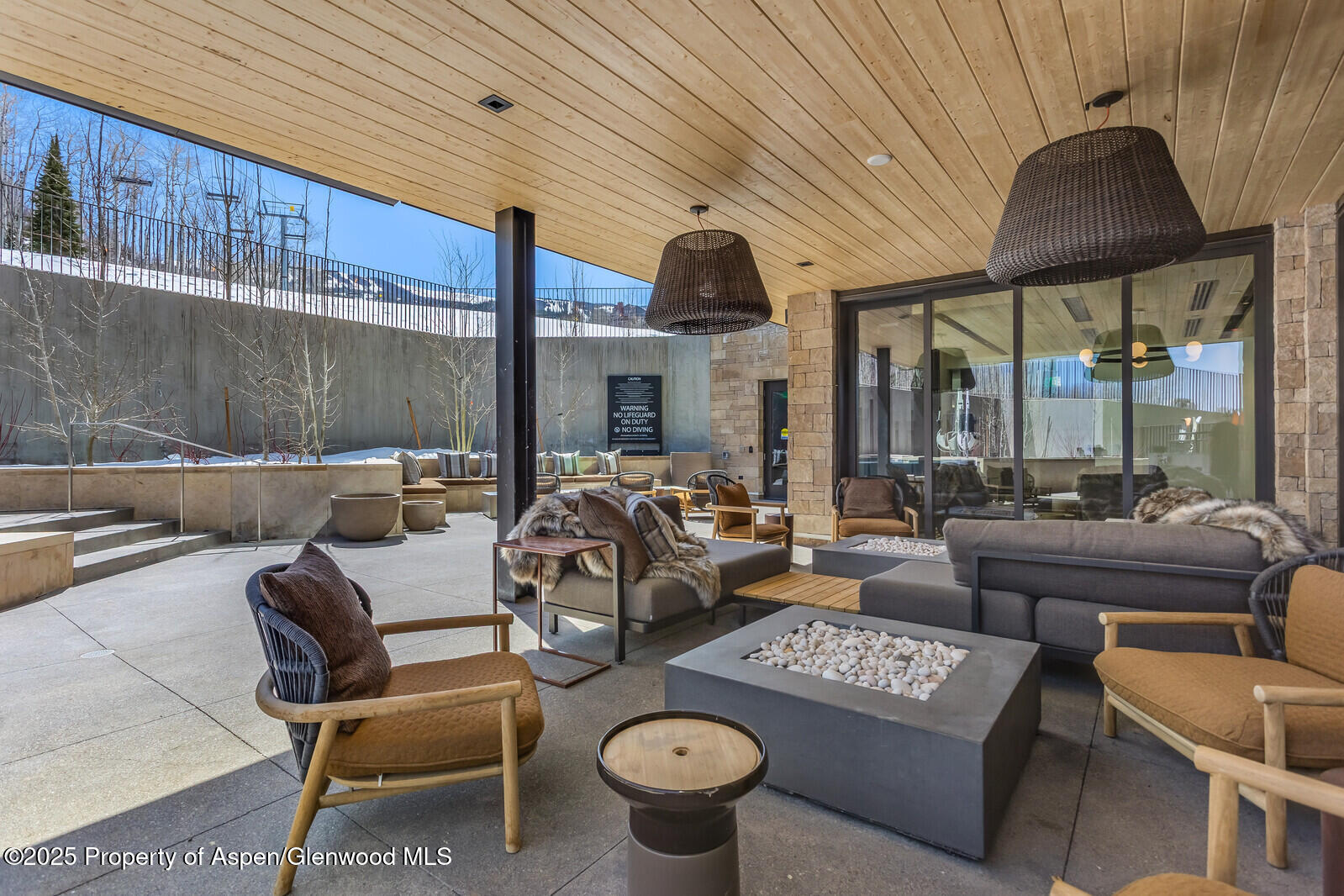 Snowmass Village, Colorado 81615, United States, 4 Bedrooms Bedrooms, ,4 BathroomsBathrooms,Residential,Active,103718