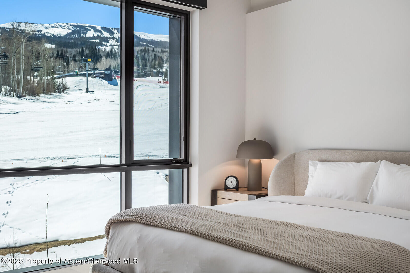 Snowmass Village, Colorado 81615, United States, 4 Bedrooms Bedrooms, ,4 BathroomsBathrooms,Residential,Active,103718