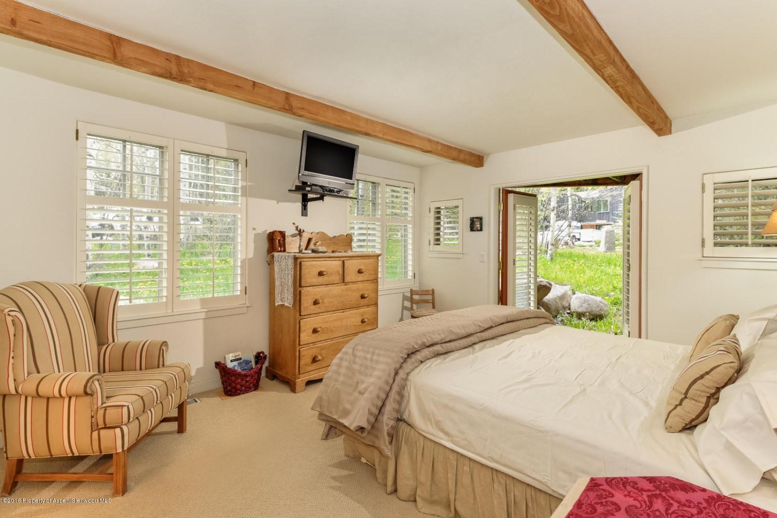 Aspen, Colorado 81611, United States, 3 Bedrooms Bedrooms, ,4 BathroomsBathrooms,Residential,Active,75566