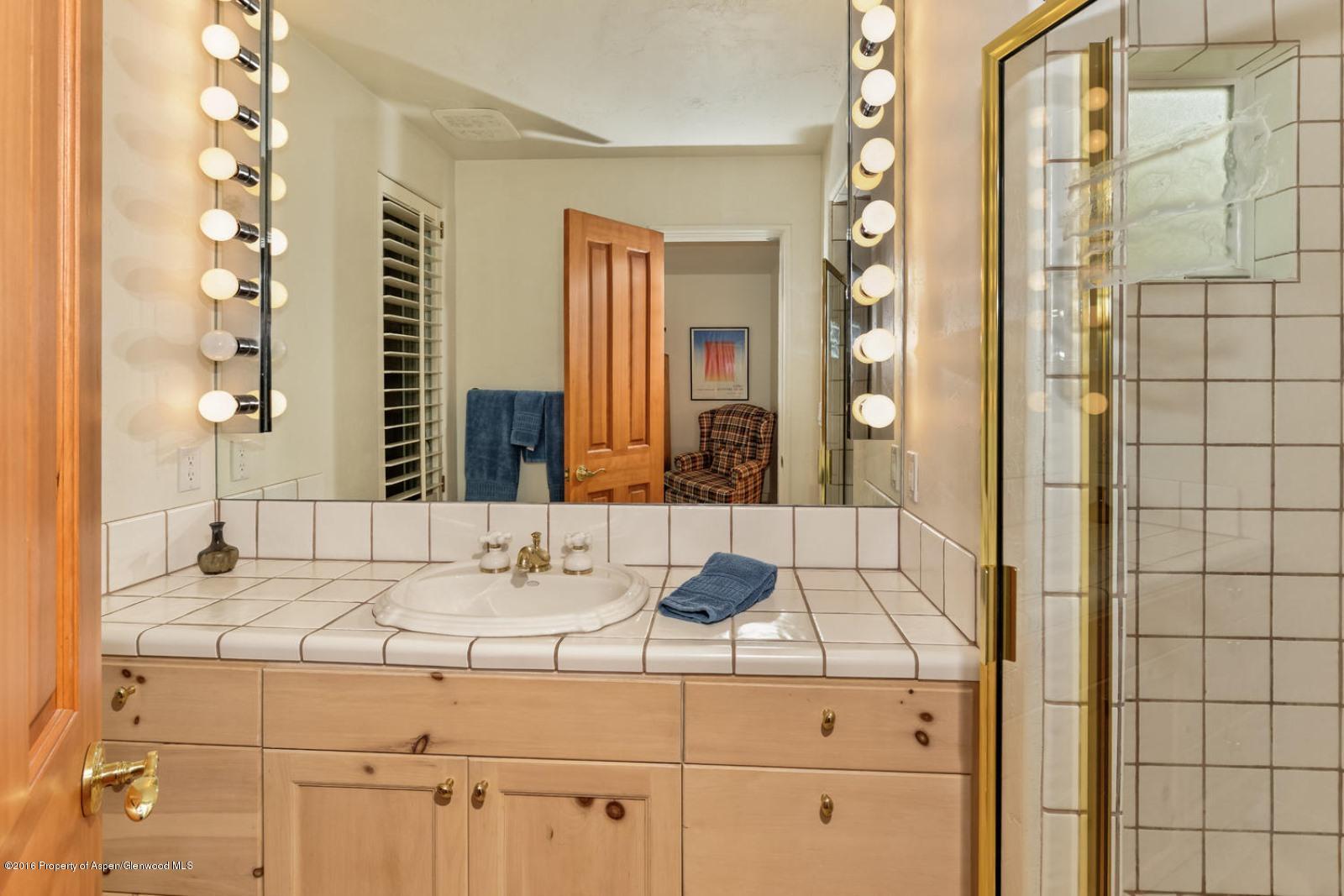 Aspen, Colorado 81611, United States, 3 Bedrooms Bedrooms, ,4 BathroomsBathrooms,Residential,Active,75566