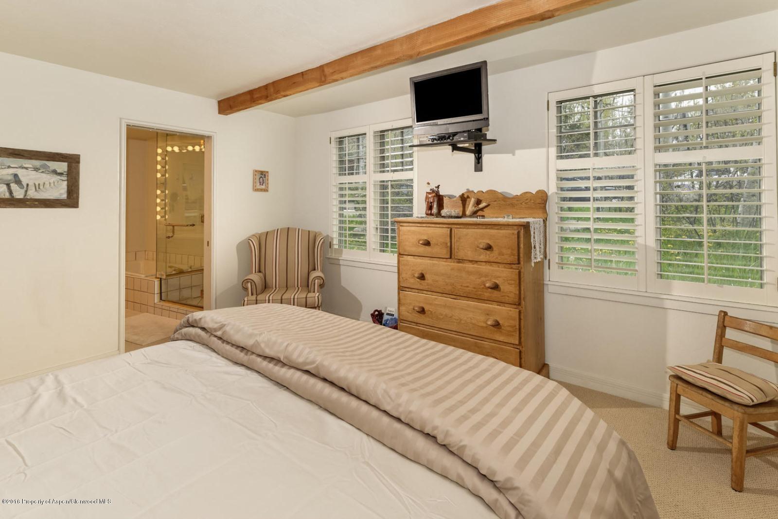 Aspen, Colorado 81611, United States, 3 Bedrooms Bedrooms, ,4 BathroomsBathrooms,Residential,Active,75566