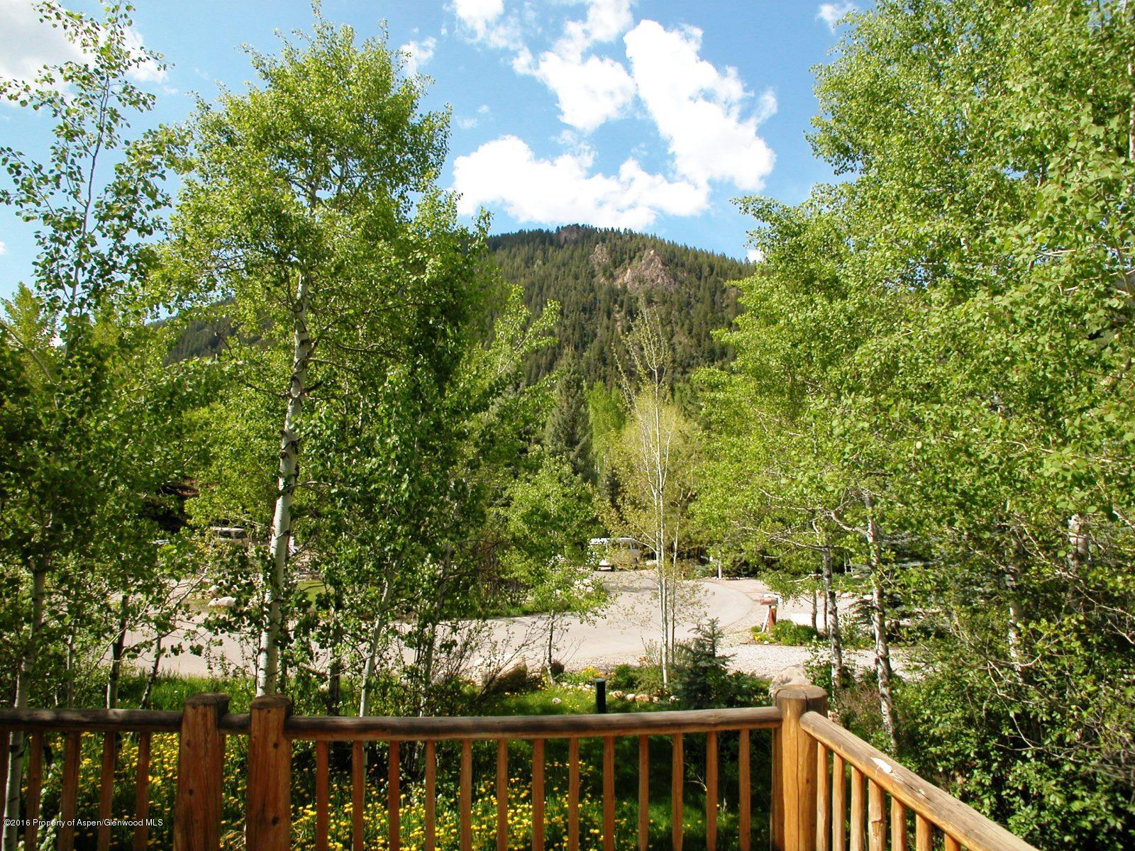 Aspen, Colorado 81611, United States, 3 Bedrooms Bedrooms, ,4 BathroomsBathrooms,Residential,Active,75566