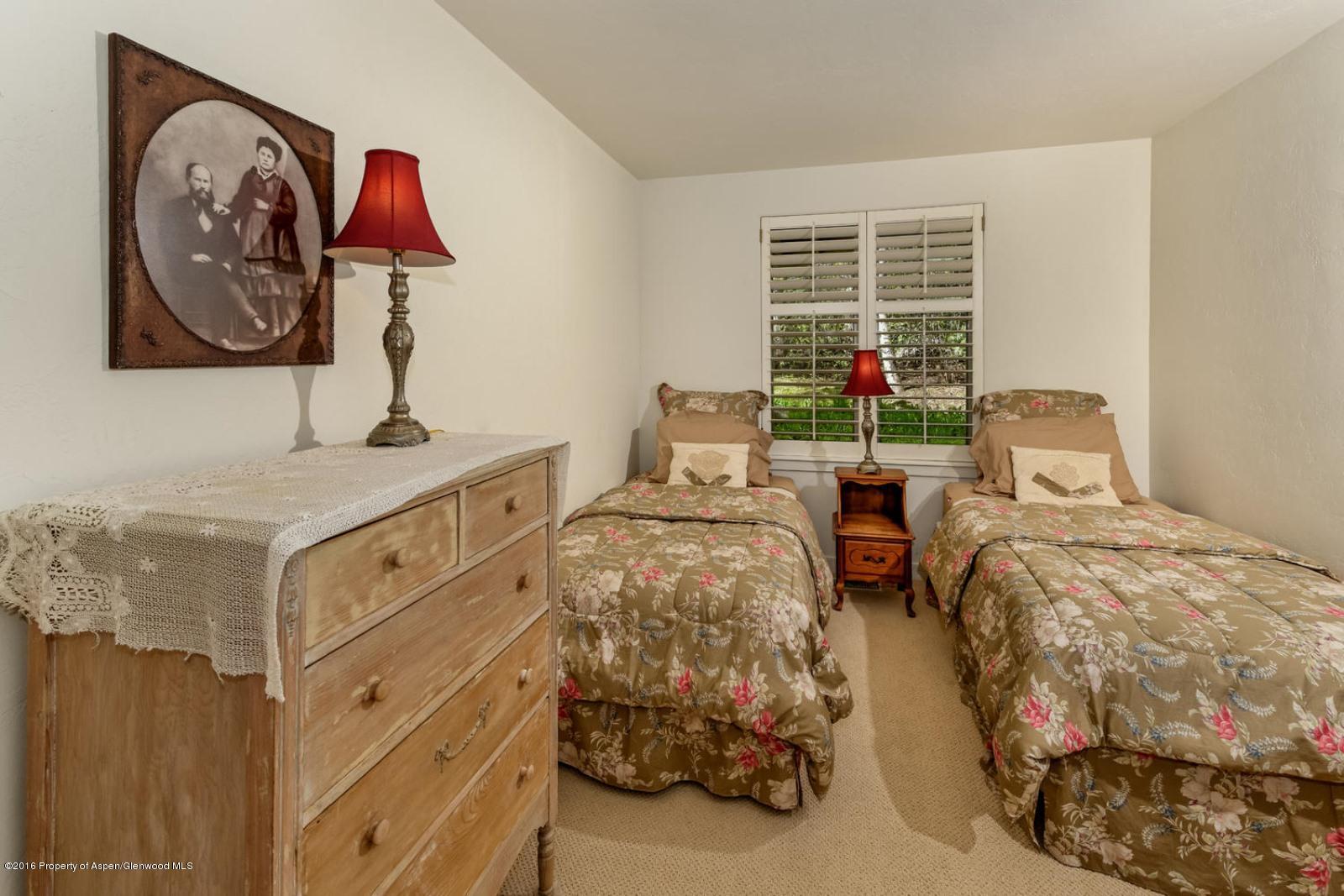 Aspen, Colorado 81611, United States, 3 Bedrooms Bedrooms, ,4 BathroomsBathrooms,Residential,Active,75566