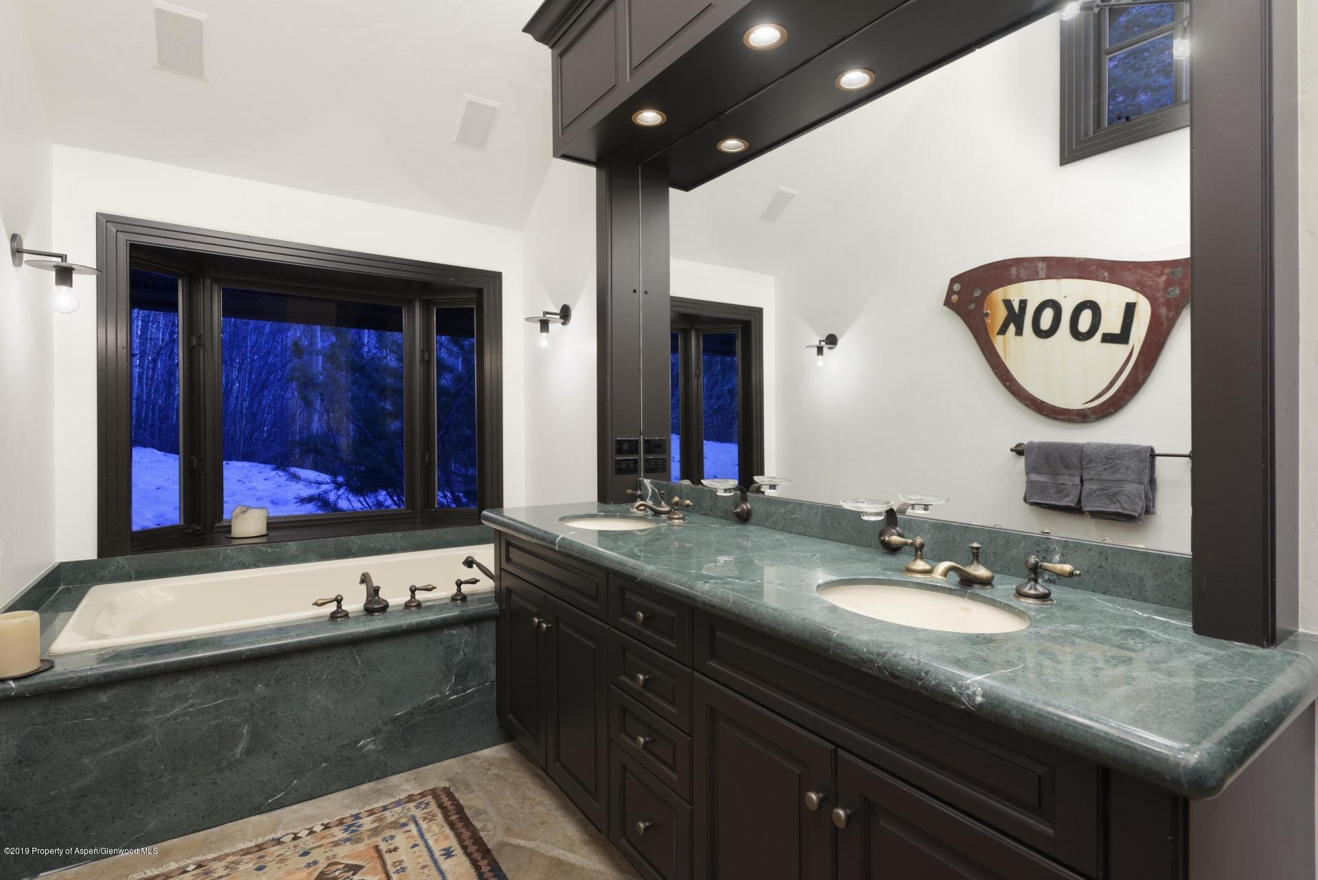Aspen, Colorado 81611, United States, 6 Bedrooms Bedrooms, ,7 BathroomsBathrooms,Residential,Active,75565