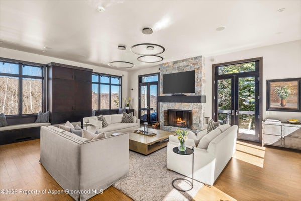 32 ELK RIDGE LN, SNOWMASS VILLAGE, CO 81615 - Image 704cce89fd4e1c7e3706ca344560207f/3840307891