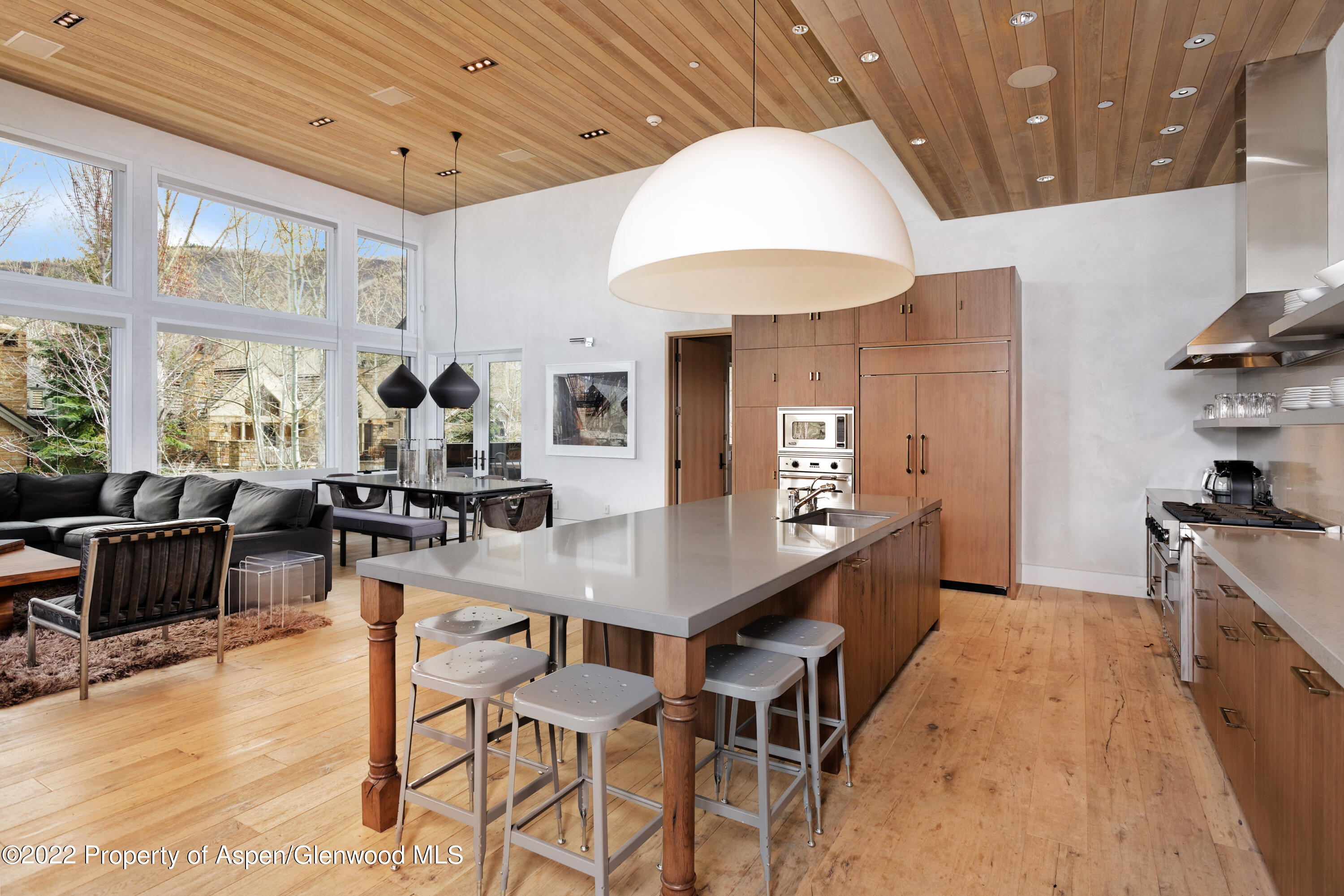 Aspen, Colorado 81611, United States, 4 Bedrooms Bedrooms, ,5 BathroomsBathrooms,Residential,Active,74226