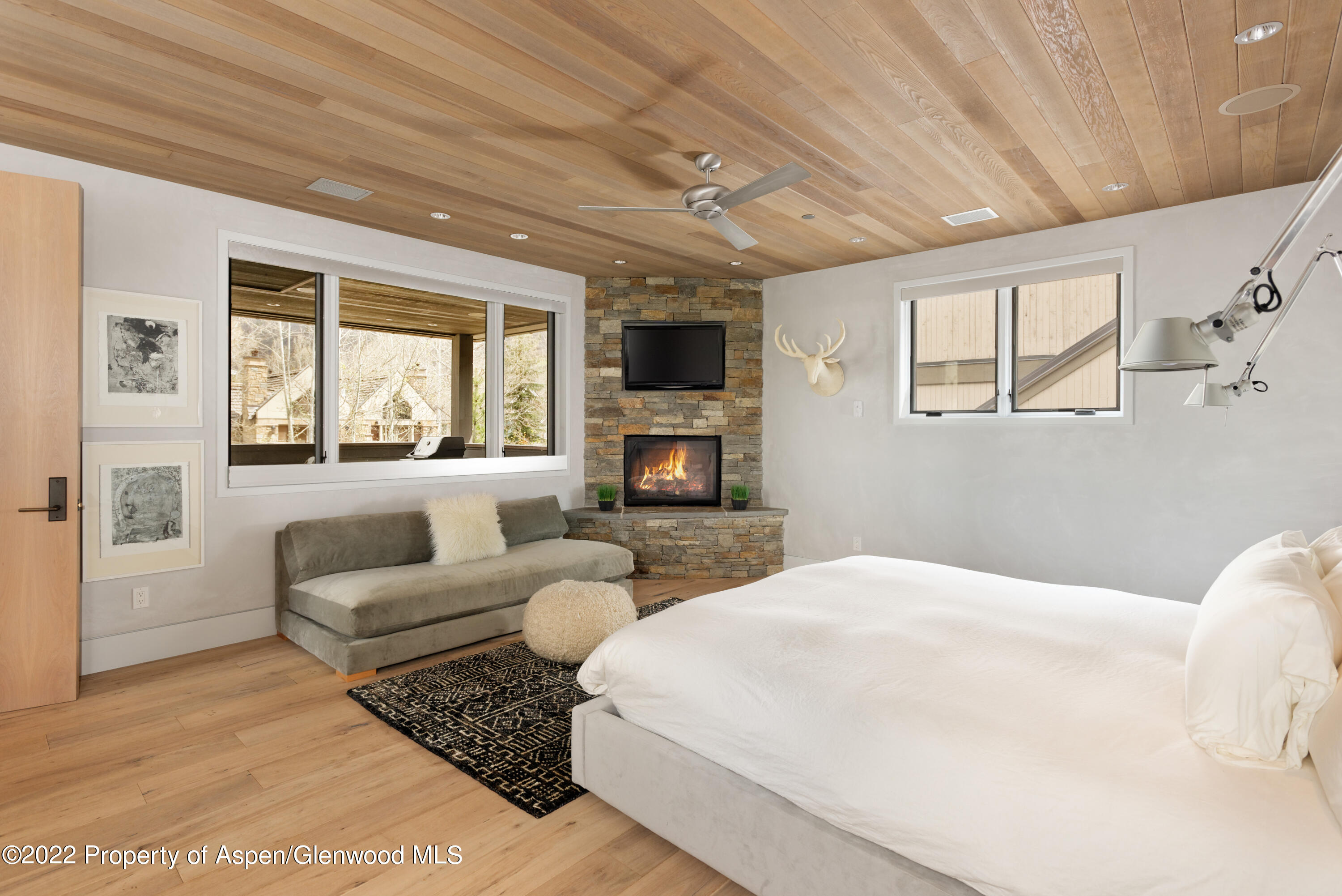 Aspen, Colorado 81611, United States, 4 Bedrooms Bedrooms, ,5 BathroomsBathrooms,Residential,Active,74226