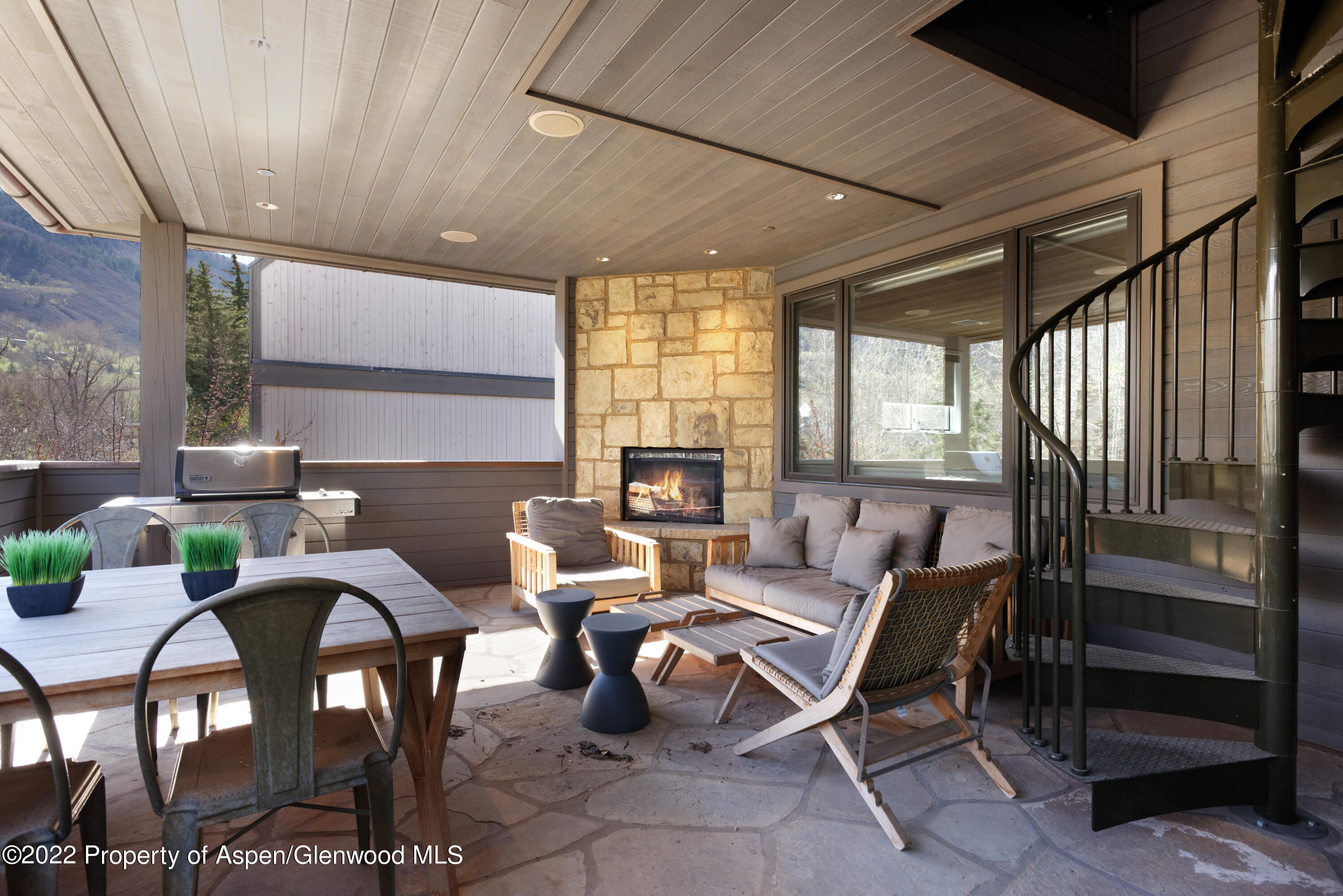 Aspen, Colorado 81611, United States, 4 Bedrooms Bedrooms, ,5 BathroomsBathrooms,Residential,Active,74226