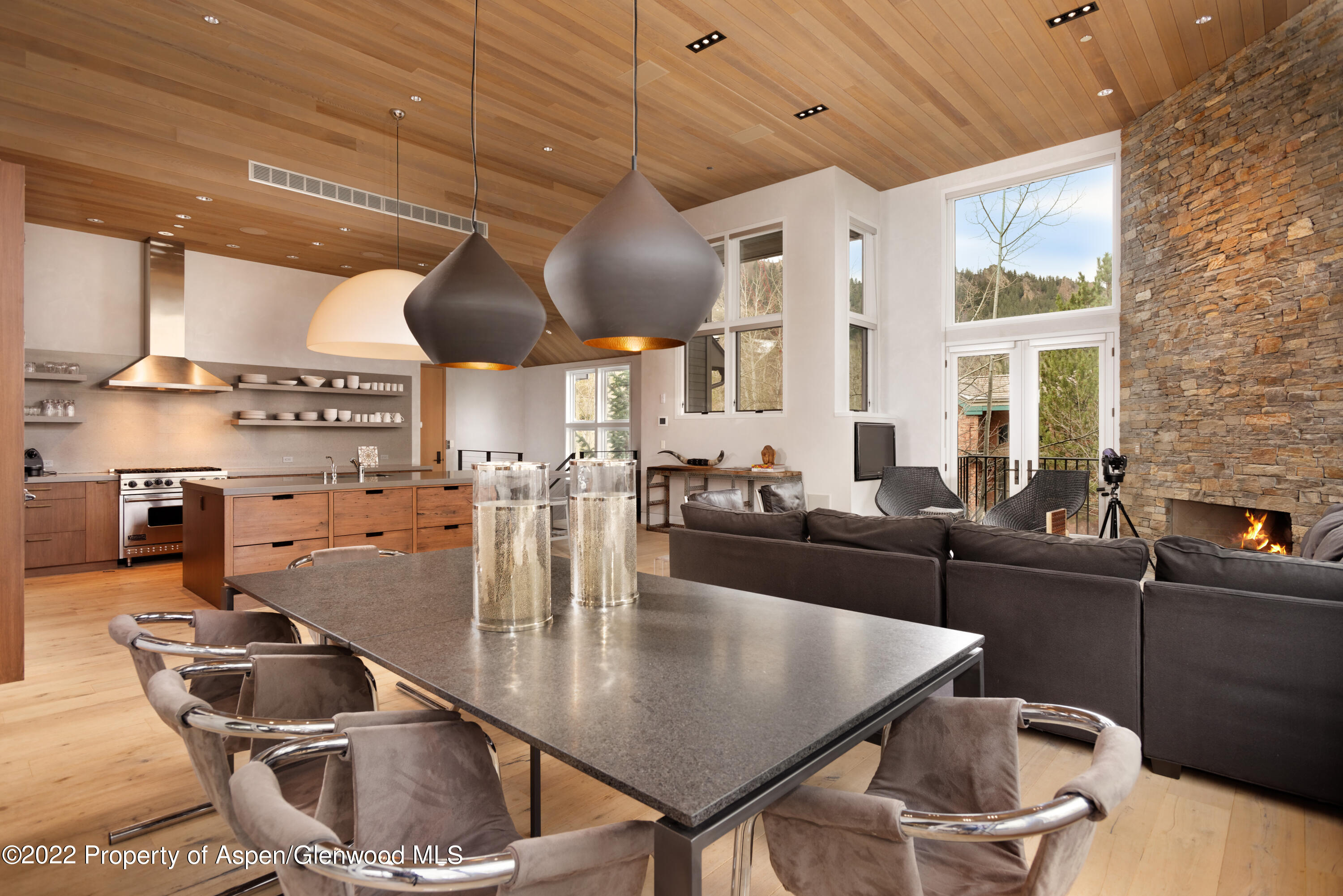 Aspen, Colorado 81611, United States, 4 Bedrooms Bedrooms, ,5 BathroomsBathrooms,Residential,Active,74226