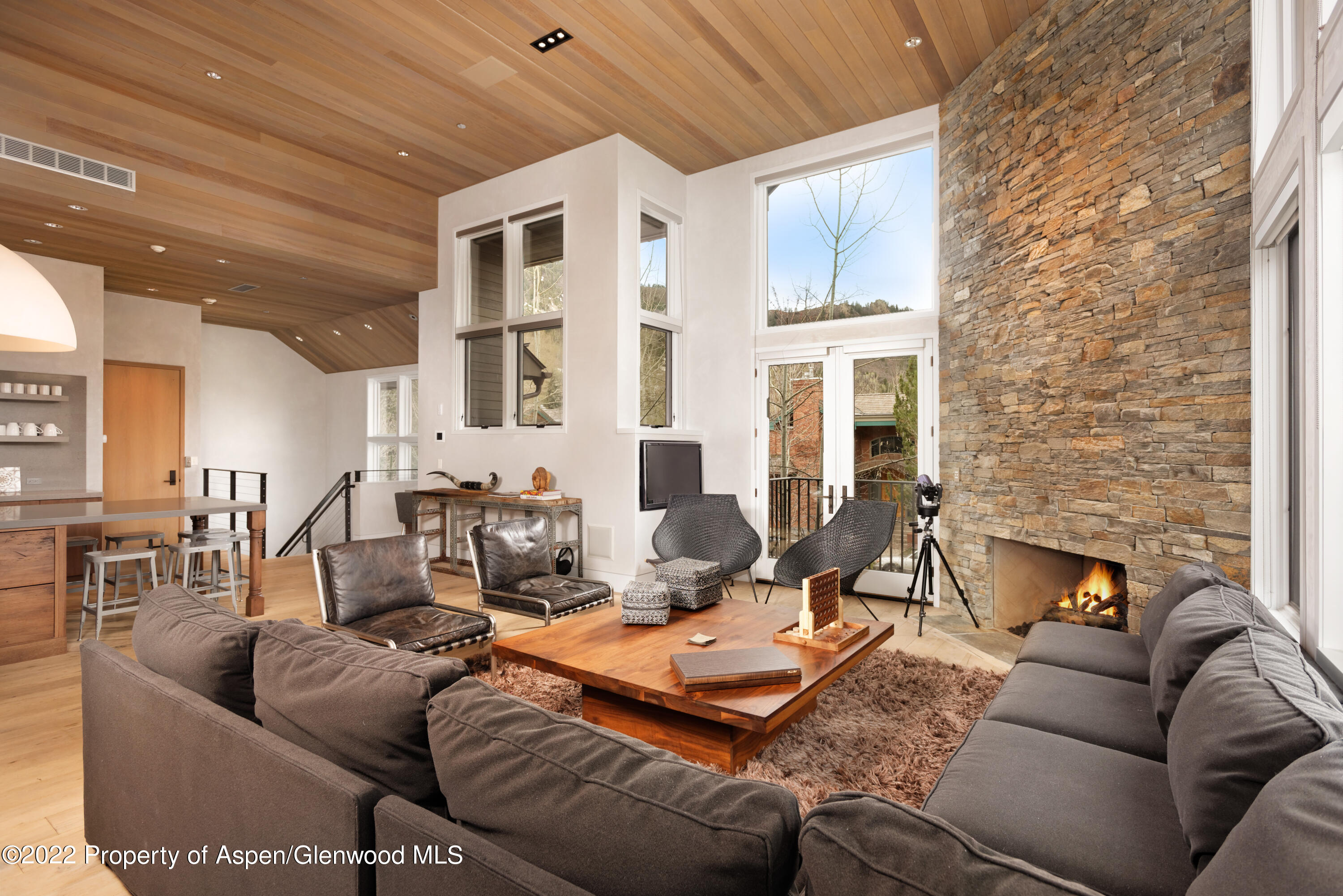 Aspen, Colorado 81611, United States, 4 Bedrooms Bedrooms, ,5 BathroomsBathrooms,Residential,Active,74226