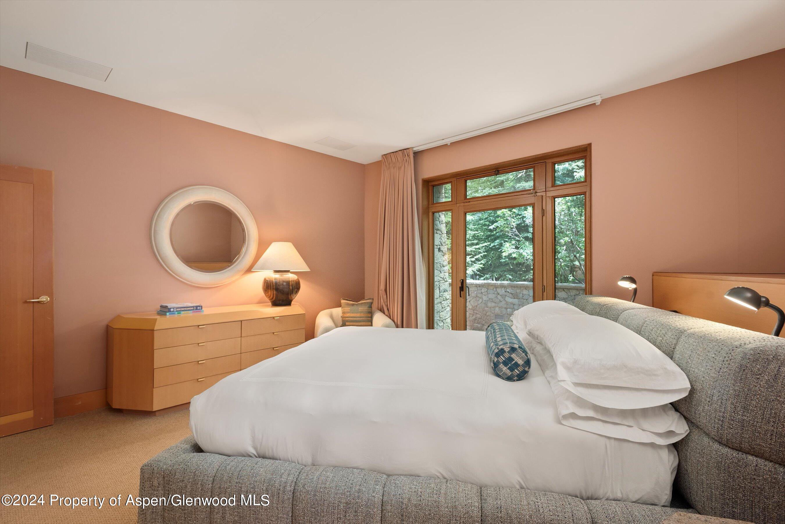 Aspen, Colorado 81611, United States, 5 Bedrooms Bedrooms, ,7 BathroomsBathrooms,Residential,Active,54679