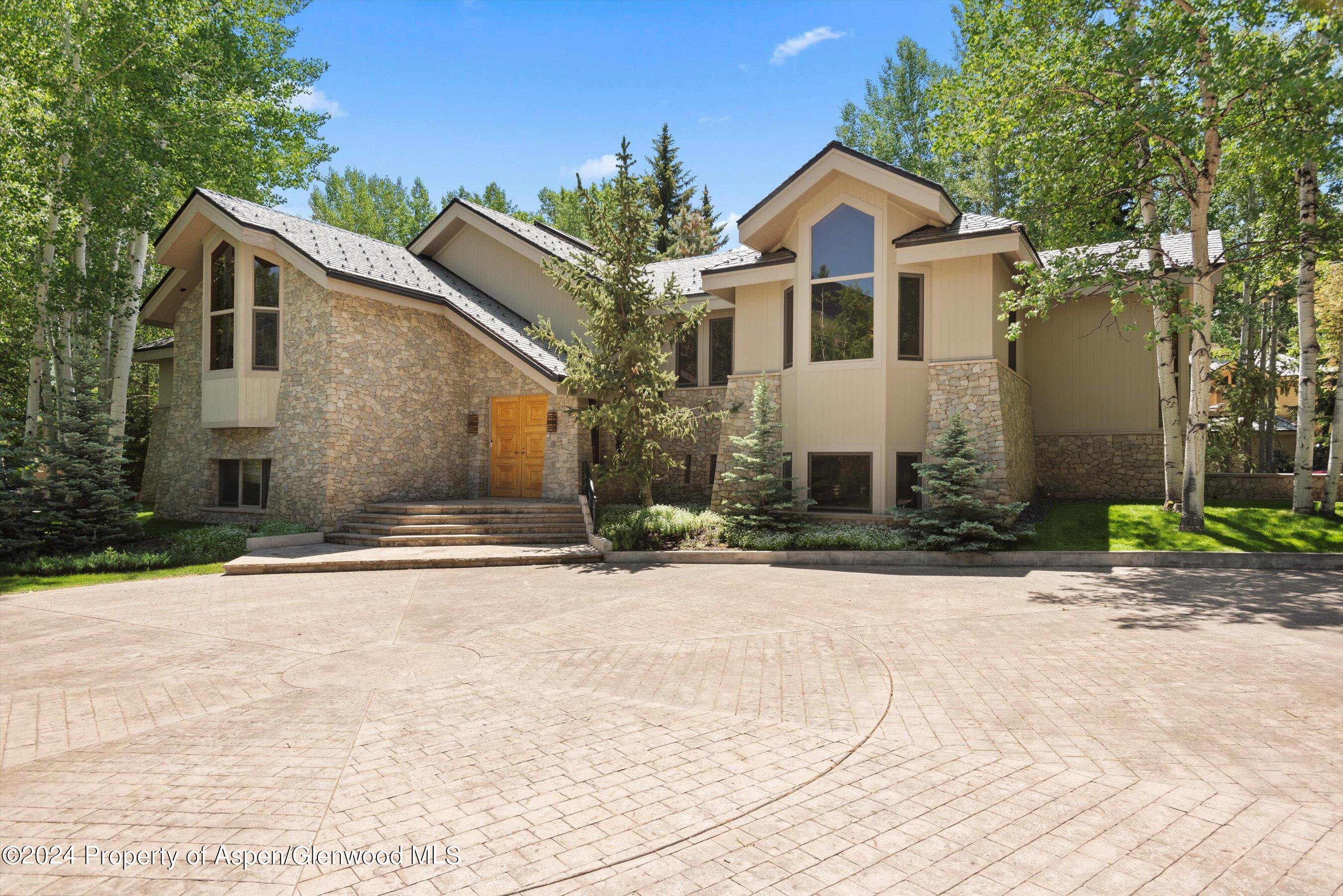 Aspen, Colorado 81611, United States, 5 Bedrooms Bedrooms, ,7 BathroomsBathrooms,Residential,Active,54679
