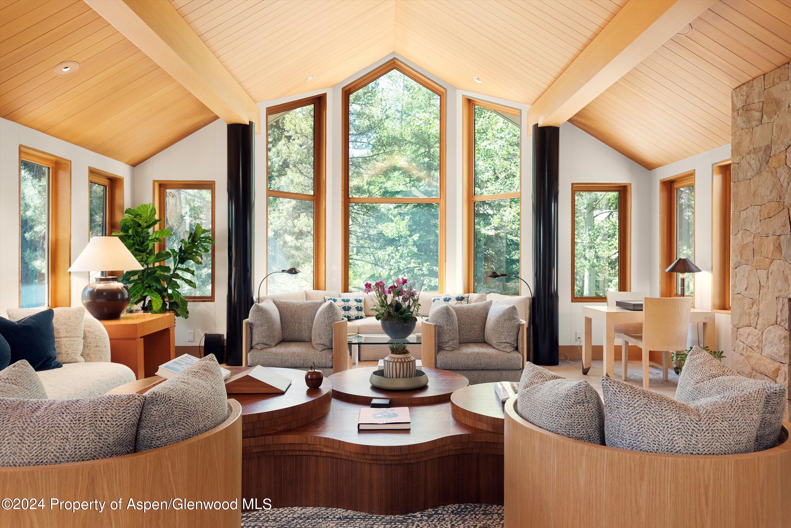 Aspen, Colorado 81611, United States, 5 Bedrooms Bedrooms, ,7 BathroomsBathrooms,Residential,Active,54679