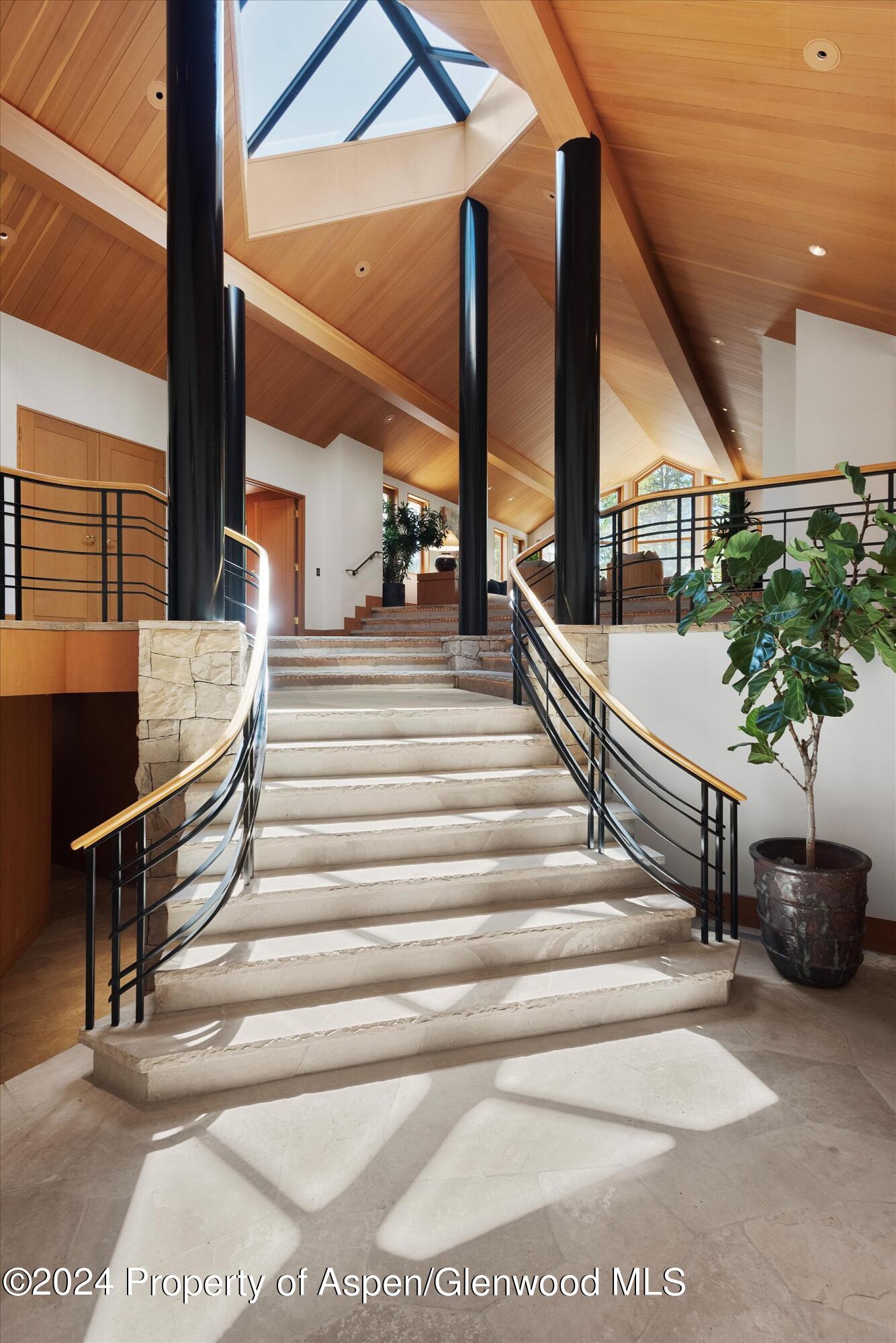 Aspen, Colorado 81611, United States, 5 Bedrooms Bedrooms, ,7 BathroomsBathrooms,Residential,Active,54679