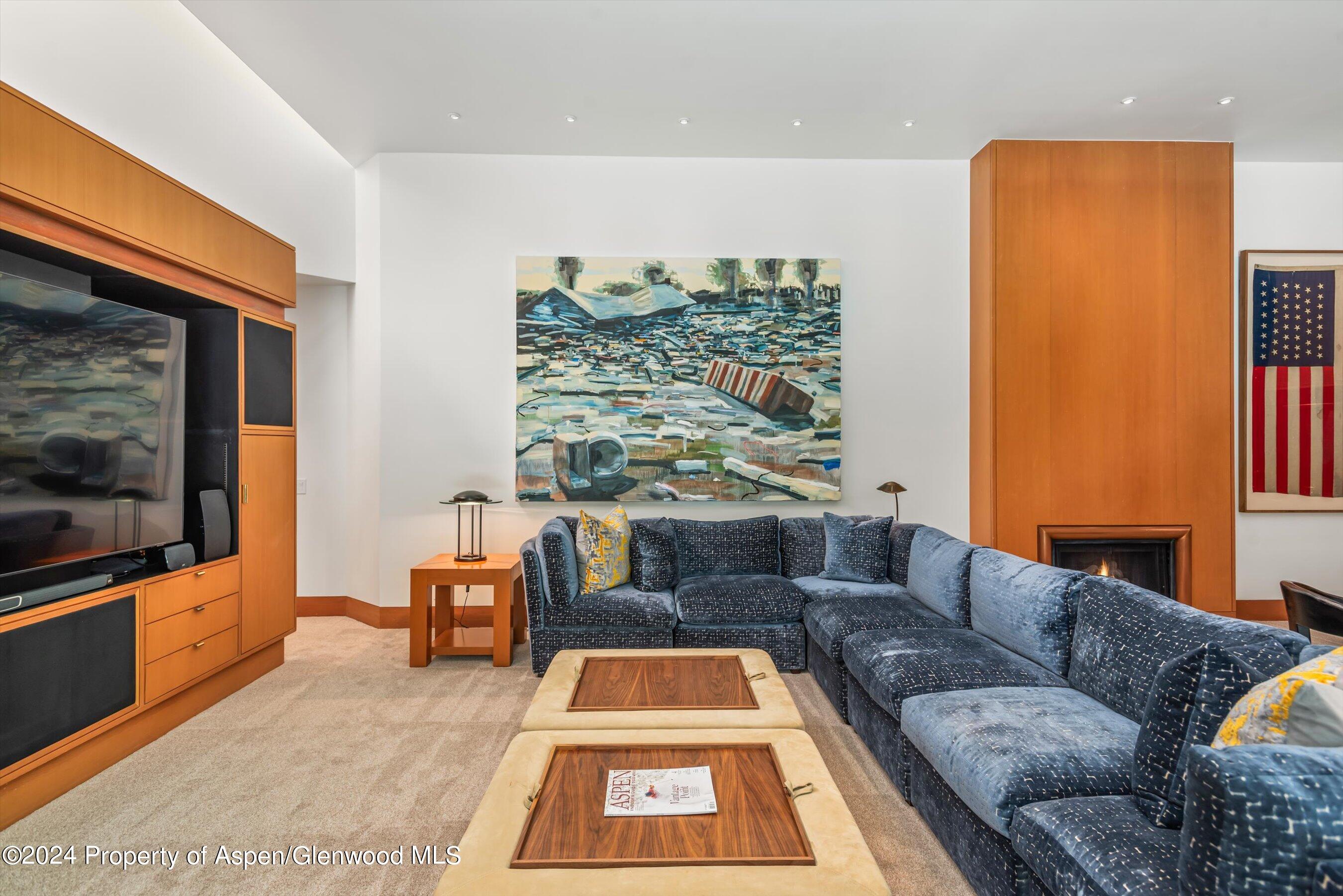 Aspen, Colorado 81611, United States, 5 Bedrooms Bedrooms, ,7 BathroomsBathrooms,Residential,Active,54679