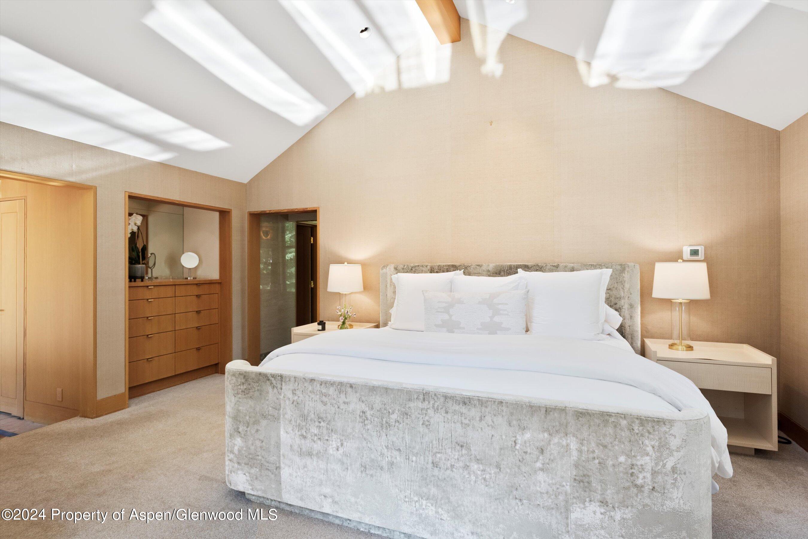 Aspen, Colorado 81611, United States, 5 Bedrooms Bedrooms, ,7 BathroomsBathrooms,Residential,Active,54679