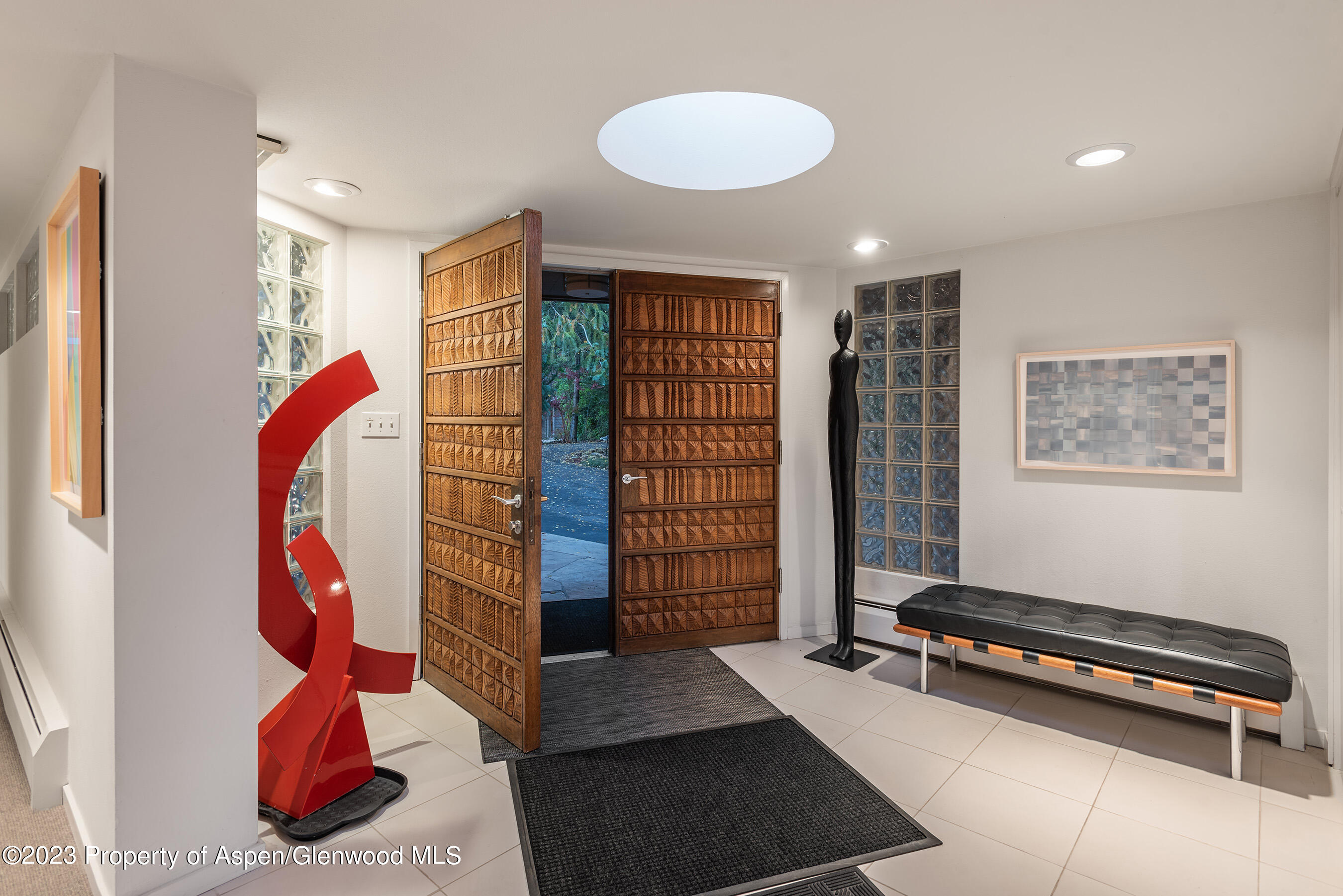 Aspen, Colorado 81611, United States, 4 Bedrooms Bedrooms, ,6 BathroomsBathrooms,Residential,Active,69733