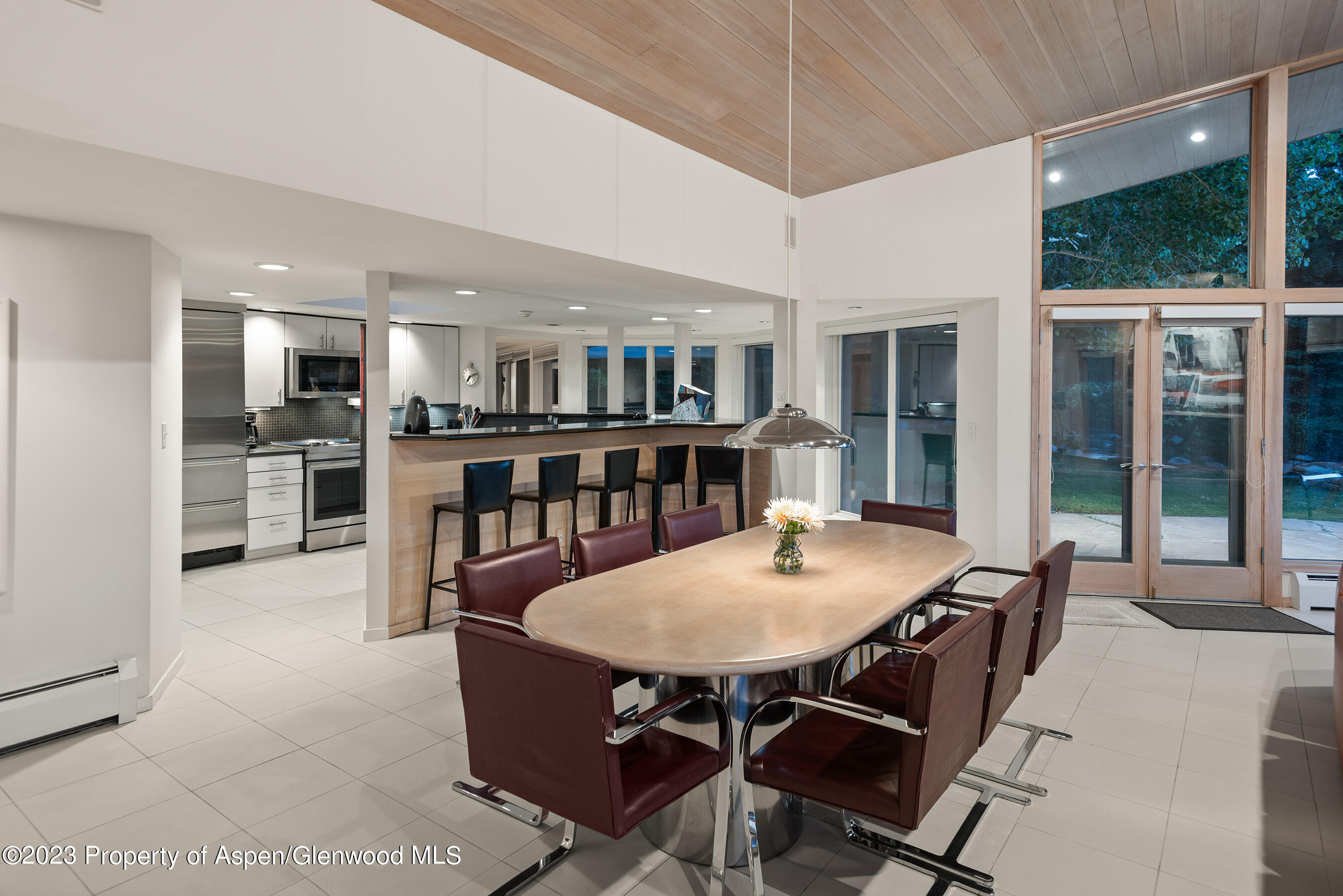 Aspen, Colorado 81611, United States, 4 Bedrooms Bedrooms, ,6 BathroomsBathrooms,Residential,Active,69733