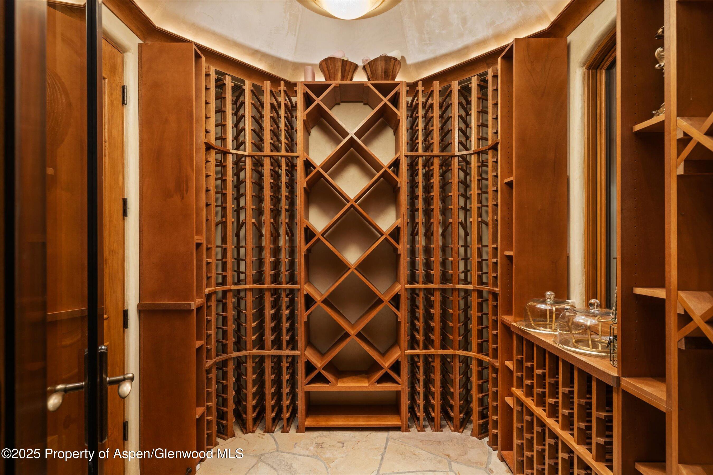 Aspen, Colorado 81611, United States, 8 Bedrooms Bedrooms, ,9 BathroomsBathrooms,Residential,Active,251559