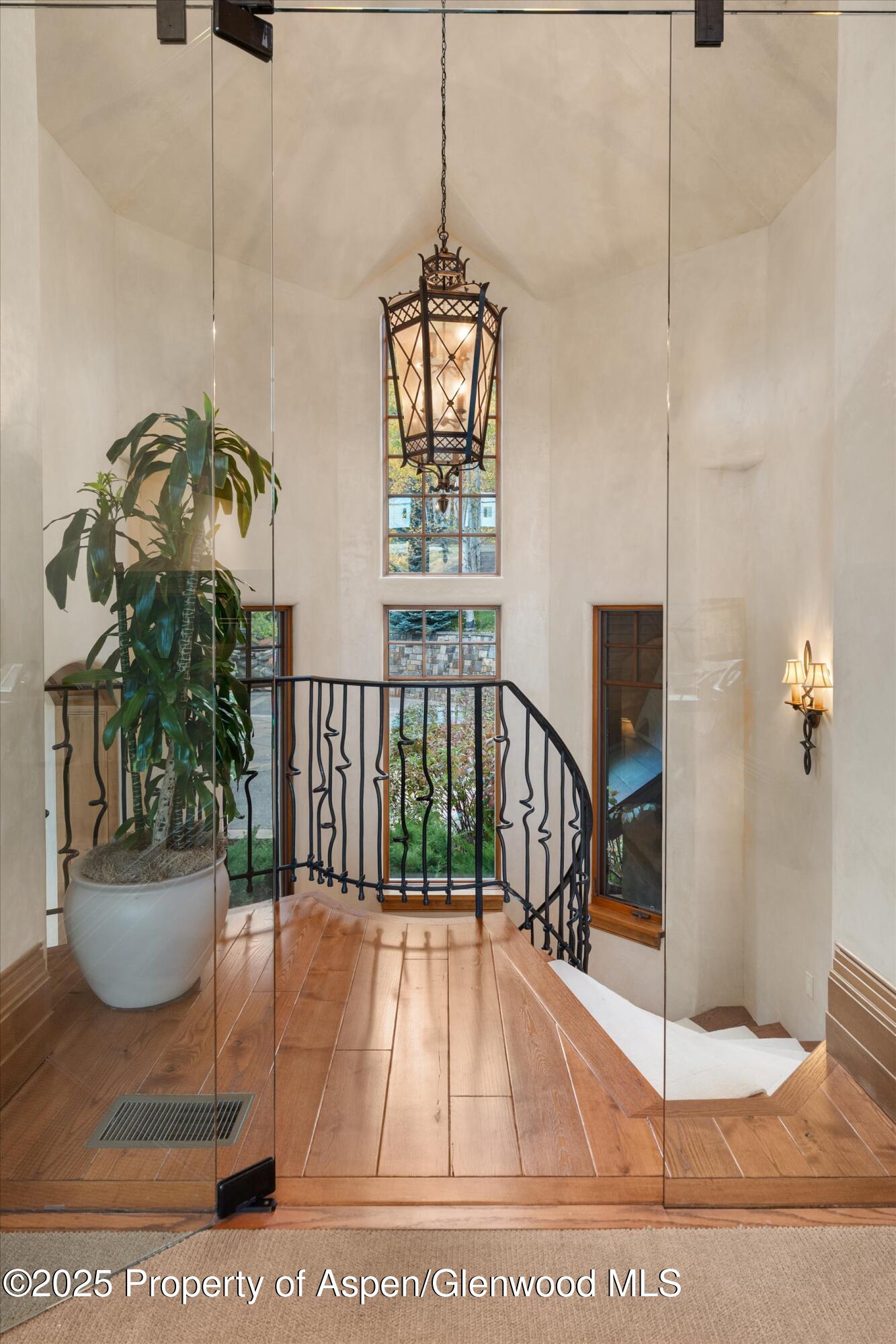 Aspen, Colorado 81611, United States, 8 Bedrooms Bedrooms, ,9 BathroomsBathrooms,Residential,Active,251559