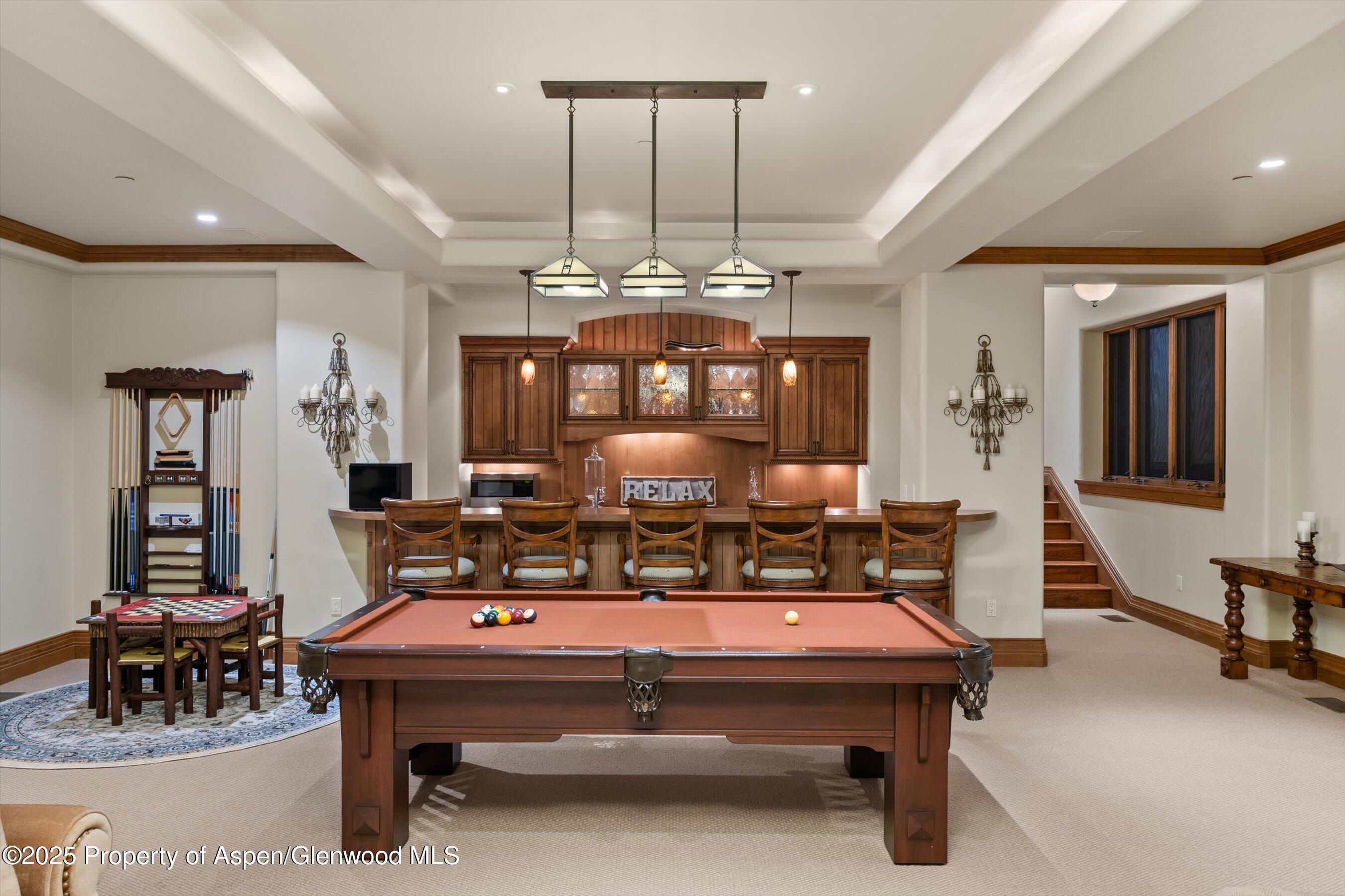 Aspen, Colorado 81611, United States, 8 Bedrooms Bedrooms, ,9 BathroomsBathrooms,Residential,Active,251559