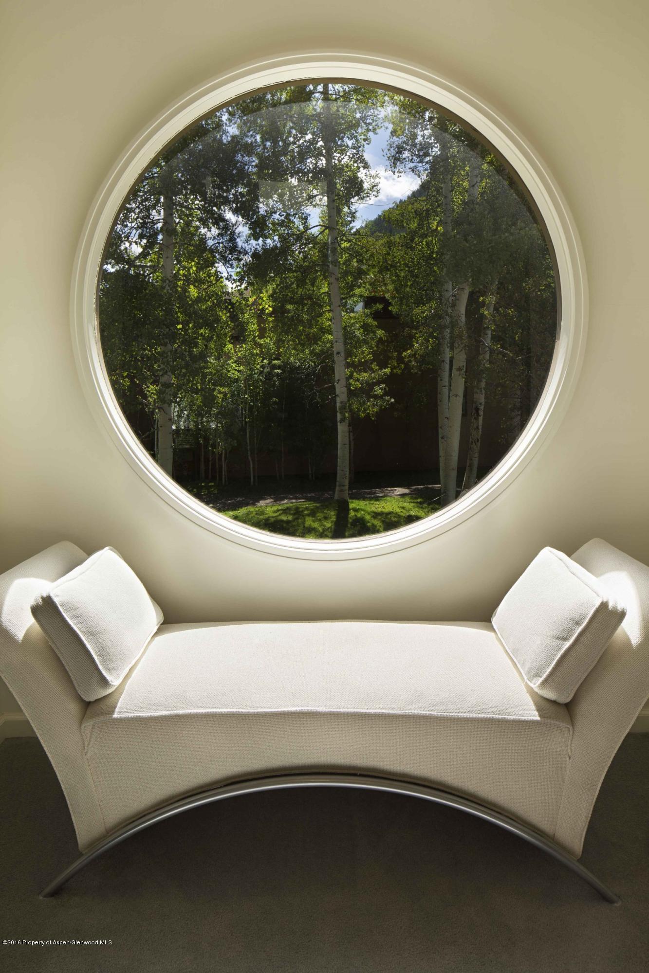 Aspen, Colorado 81611, United States, 3 Bedrooms Bedrooms, ,3 BathroomsBathrooms,Residential,Active,75563