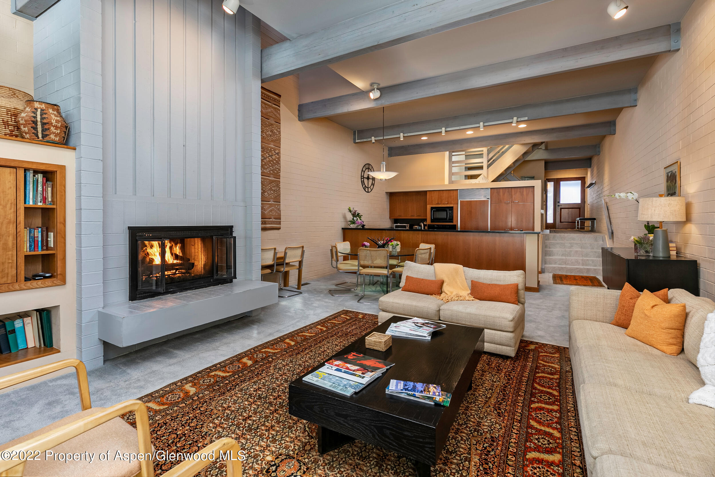 Aspen, Colorado 81611, United States, 3 Bedrooms Bedrooms, ,3 BathroomsBathrooms,Residential,Active,75563