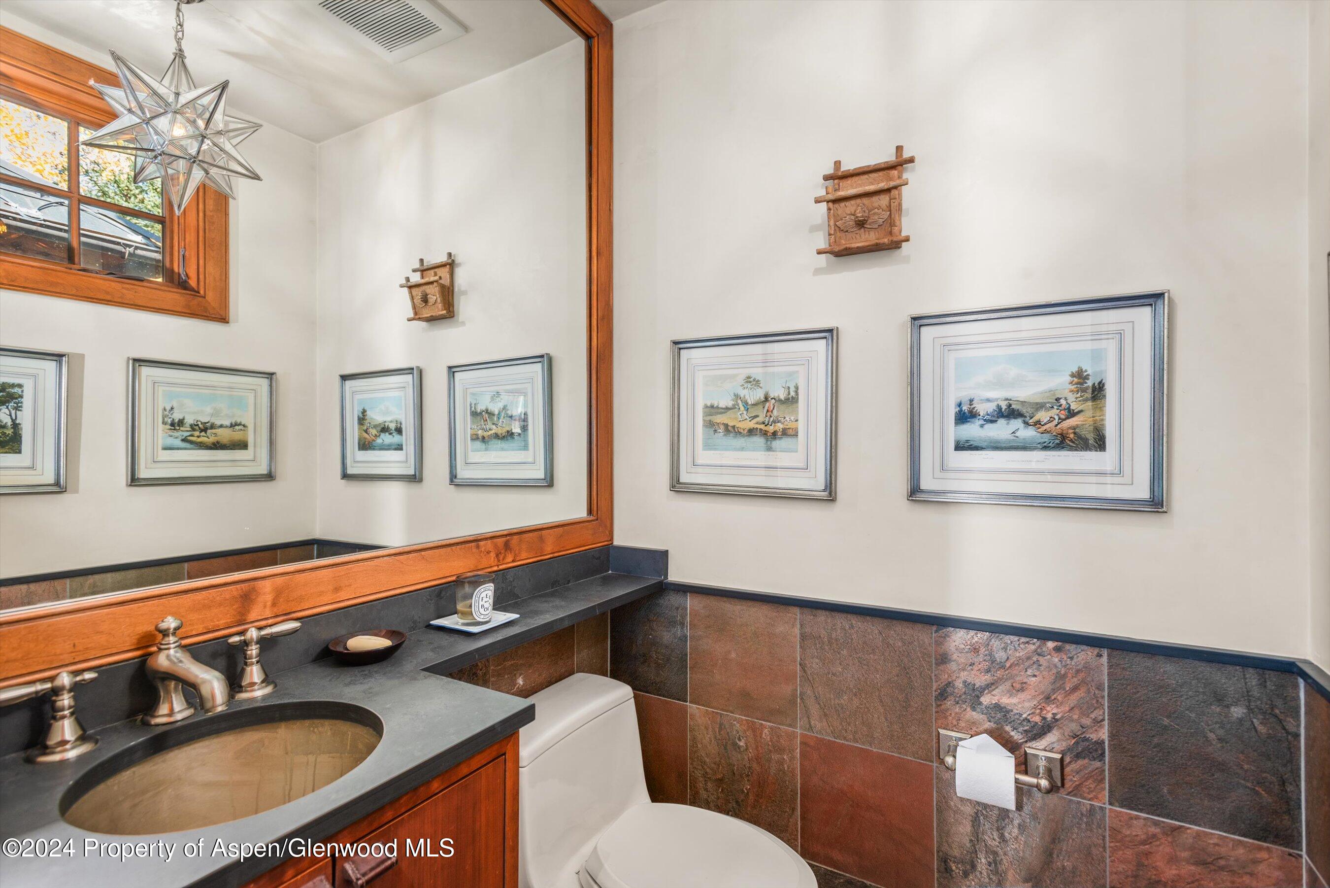 Aspen, Colorado 81611, United States, 5 Bedrooms Bedrooms, ,7 BathroomsBathrooms,Residential,Active,37016