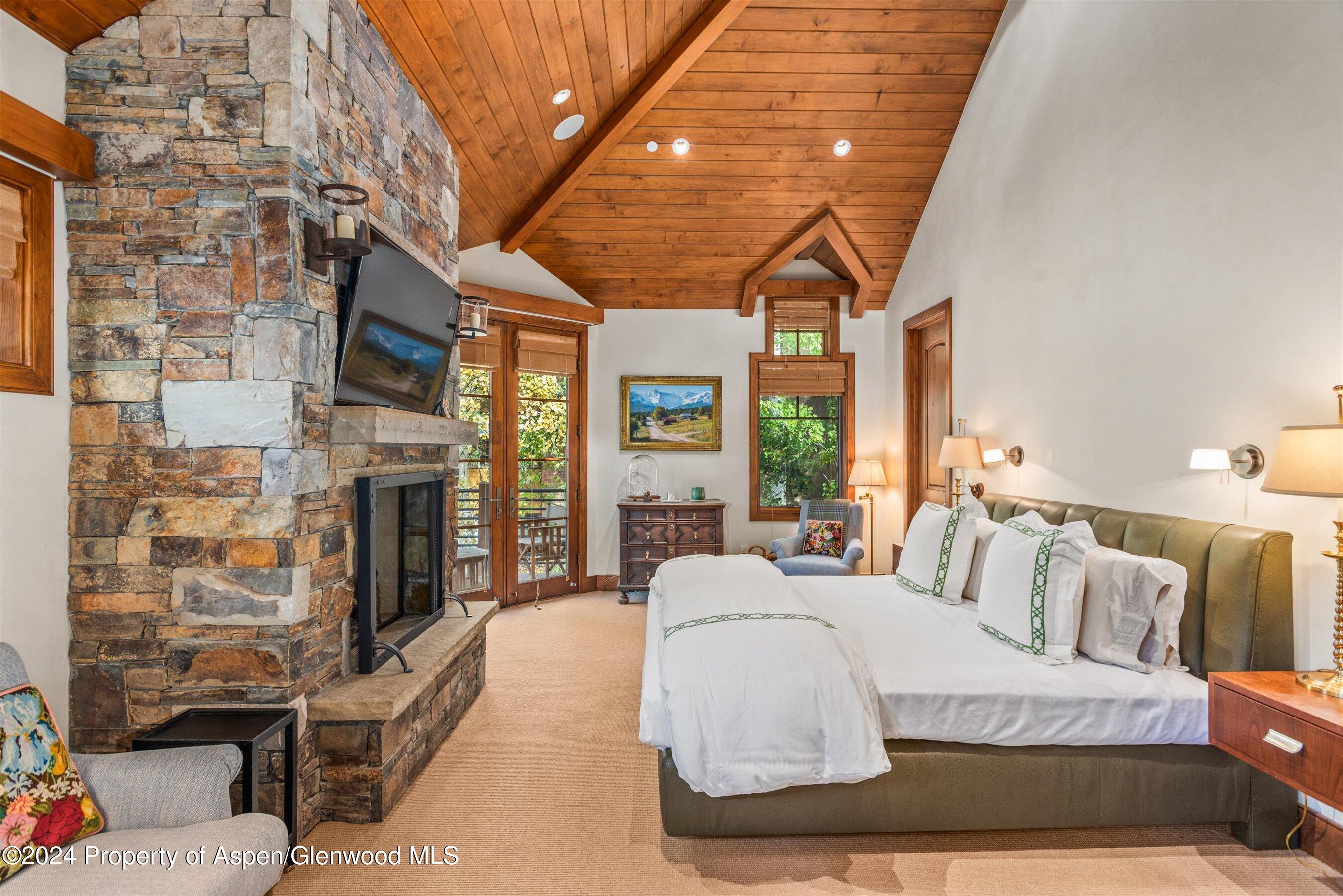 Aspen, Colorado 81611, United States, 5 Bedrooms Bedrooms, ,7 BathroomsBathrooms,Residential,Active,37016