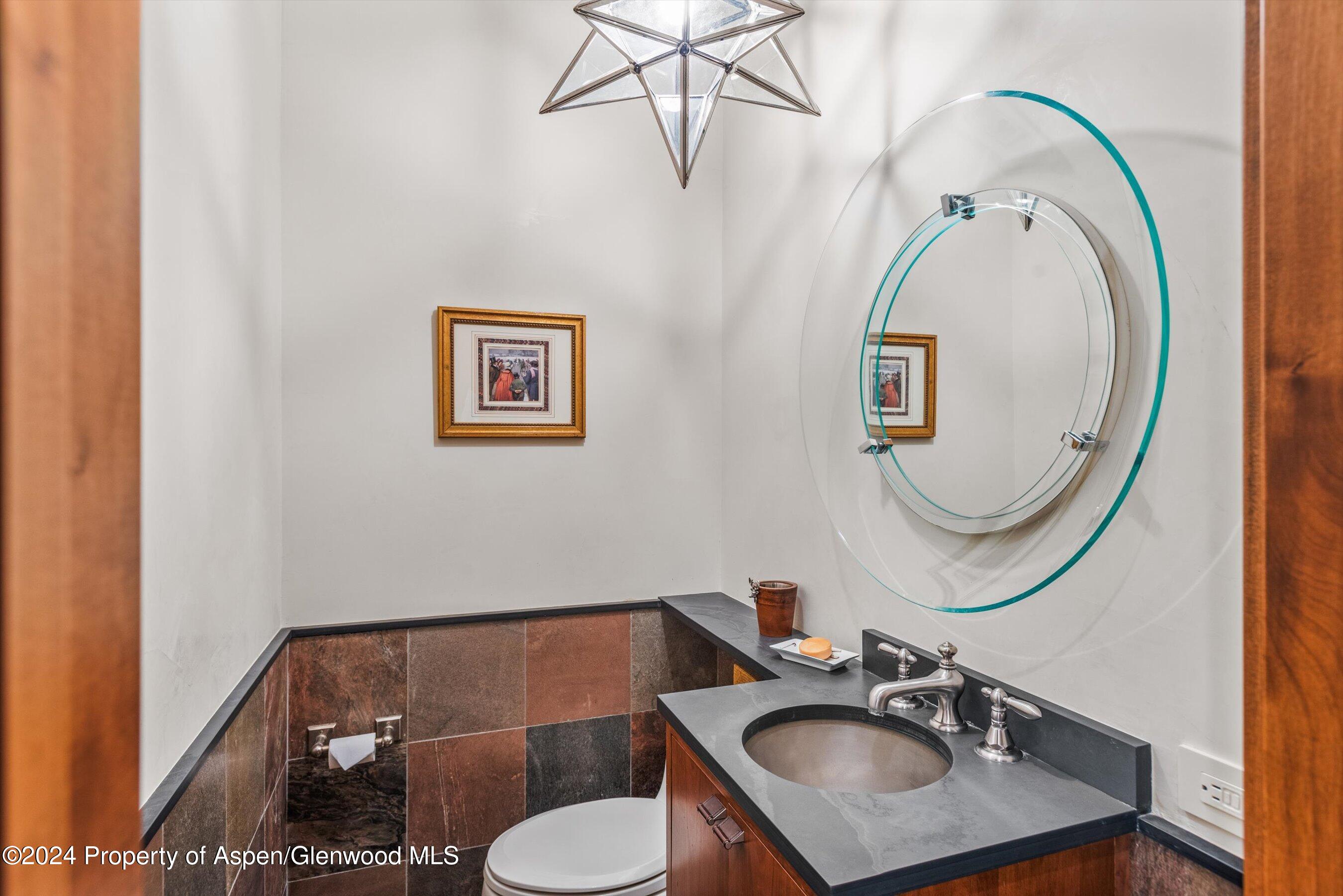 Aspen, Colorado 81611, United States, 5 Bedrooms Bedrooms, ,7 BathroomsBathrooms,Residential,Active,37016