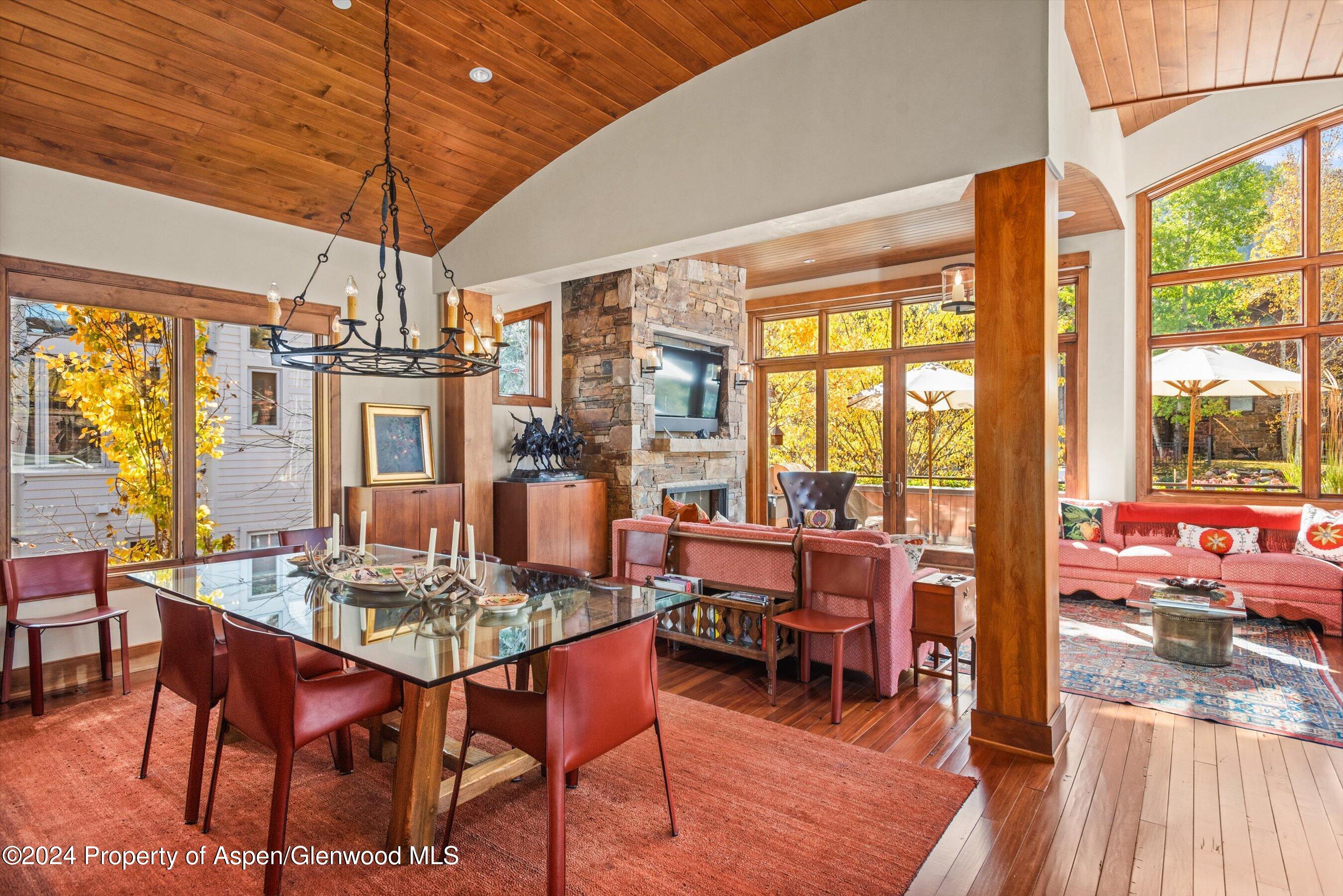 Aspen, Colorado 81611, United States, 5 Bedrooms Bedrooms, ,7 BathroomsBathrooms,Residential,Active,37016