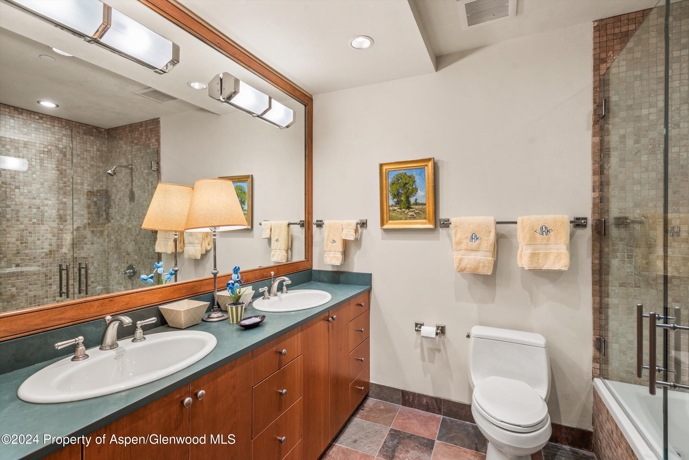 Aspen, Colorado 81611, United States, 5 Bedrooms Bedrooms, ,7 BathroomsBathrooms,Residential,Active,37016