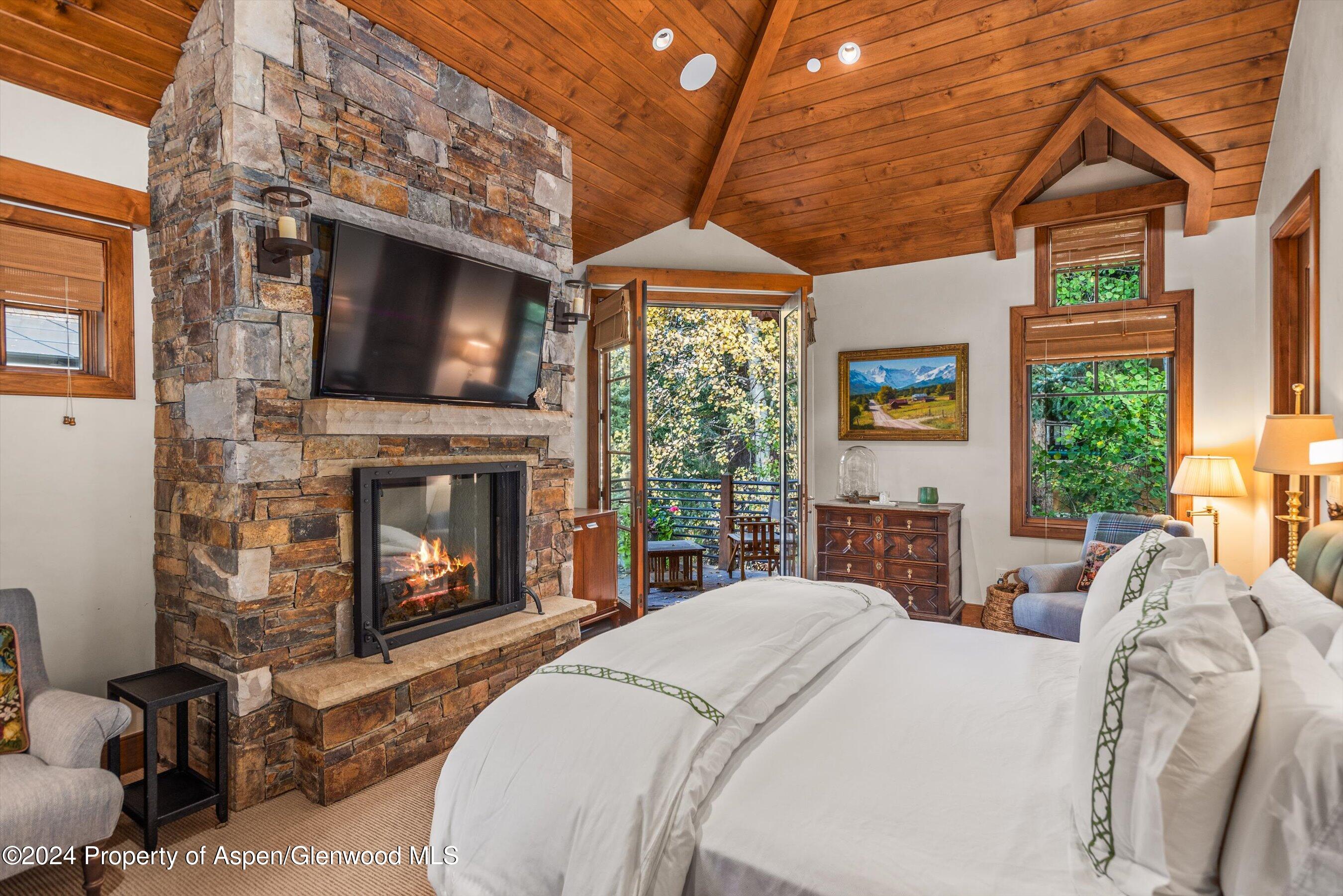 Aspen, Colorado 81611, United States, 5 Bedrooms Bedrooms, ,7 BathroomsBathrooms,Residential,Active,37016