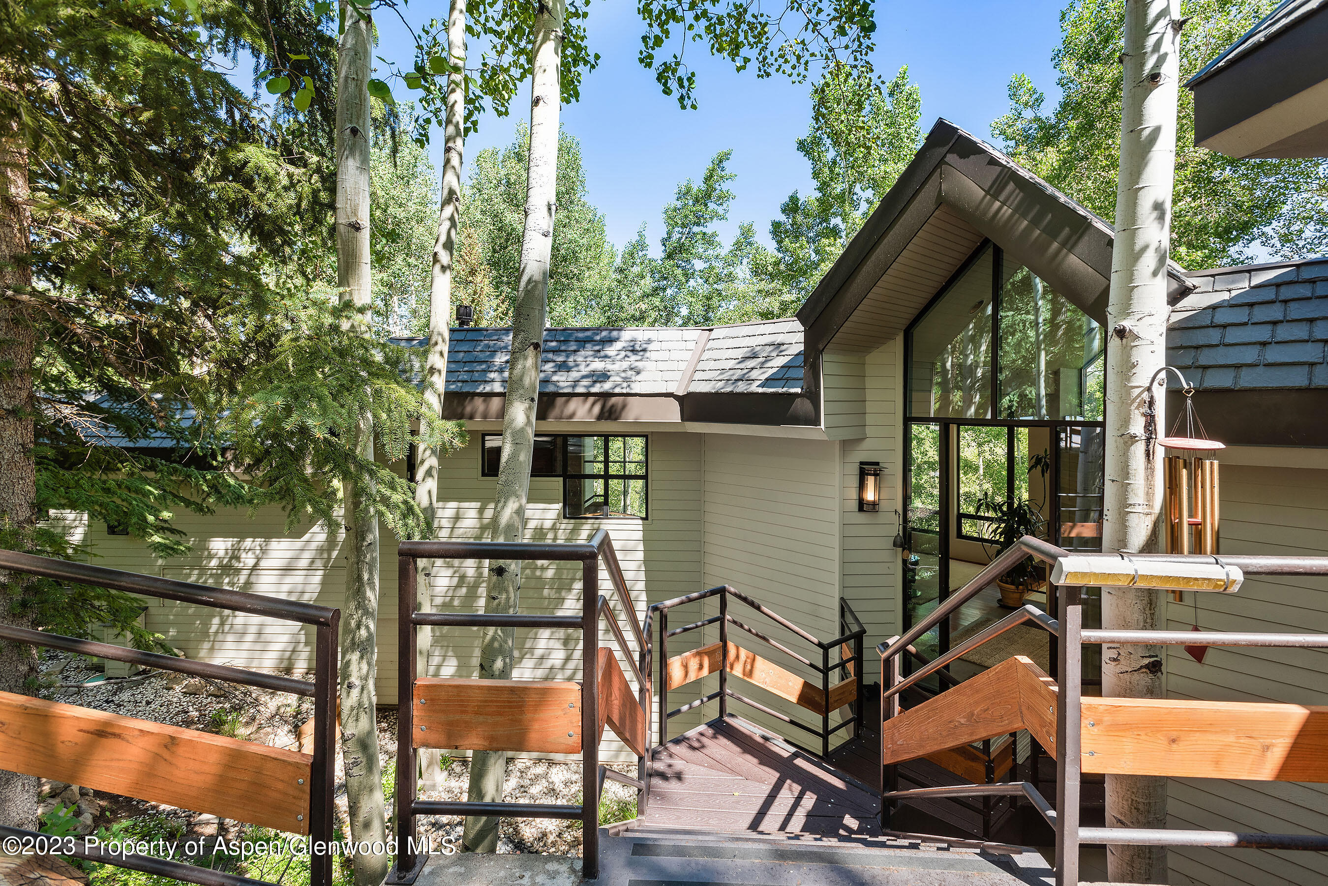 Snowmass Village, Colorado 81615, United States, 4 Bedrooms Bedrooms, ,5 BathroomsBathrooms,Residential,Active,72444