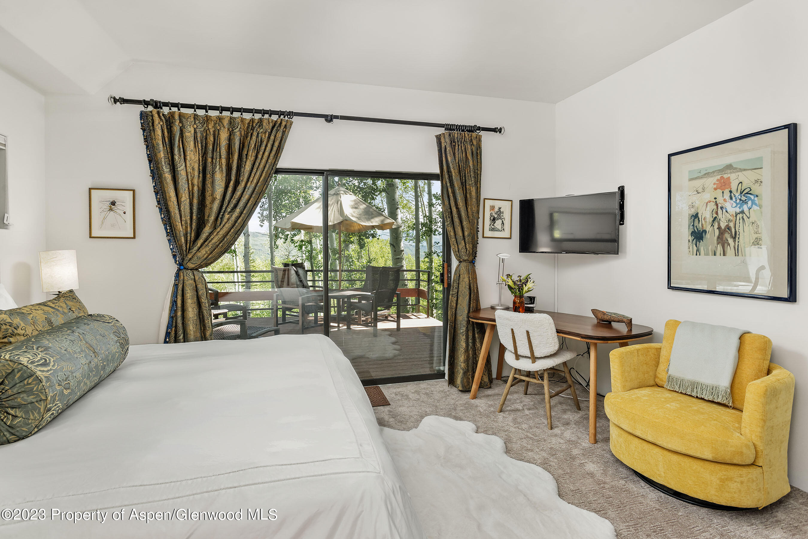 Snowmass Village, Colorado 81615, United States, 4 Bedrooms Bedrooms, ,5 BathroomsBathrooms,Residential,Active,72444