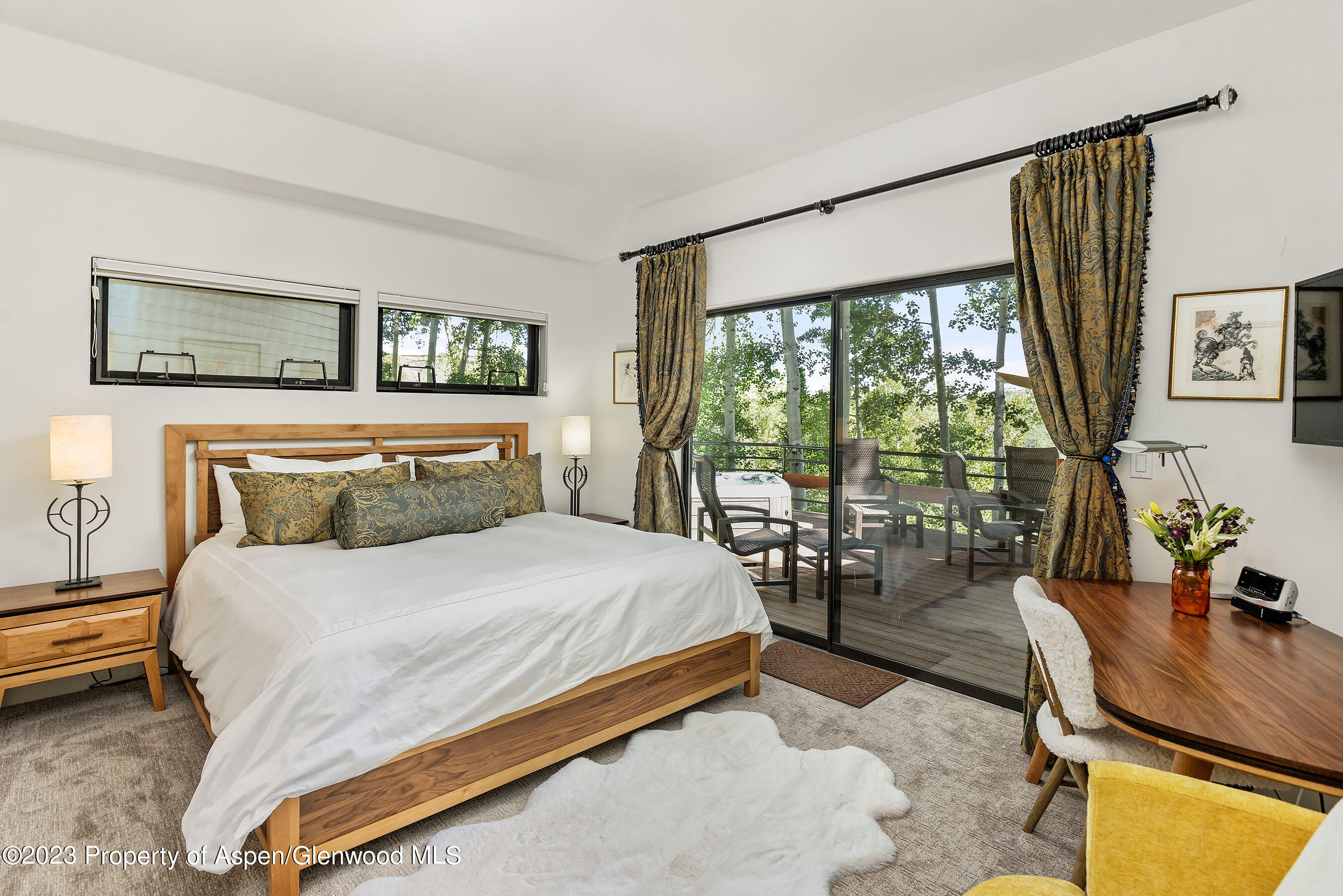 Snowmass Village, Colorado 81615, United States, 4 Bedrooms Bedrooms, ,5 BathroomsBathrooms,Residential,Active,72444