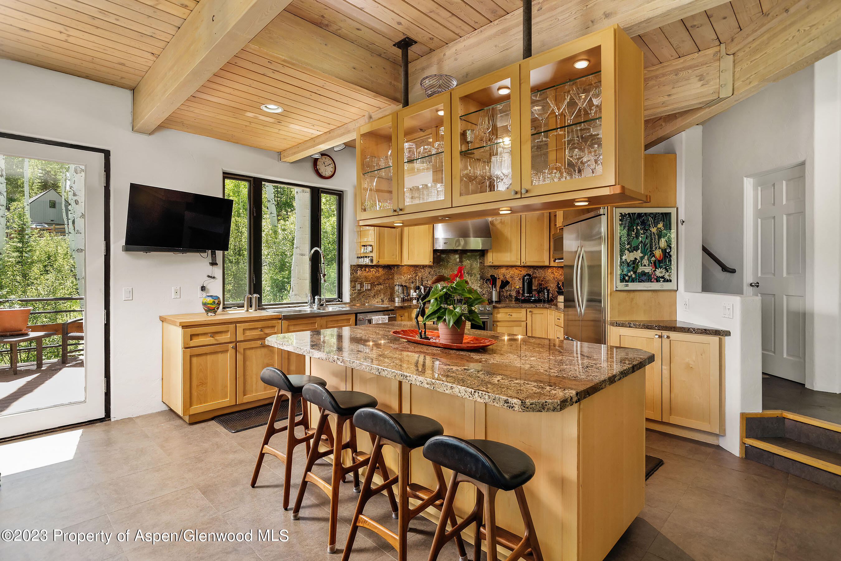 Snowmass Village, Colorado 81615, United States, 4 Bedrooms Bedrooms, ,5 BathroomsBathrooms,Residential,Active,72444