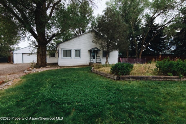 1424 E VICTORY WAY, CRAIG, CO 81625 - Image b3e5ca65b5f45eb13f2ef78199f246e5/3944024783